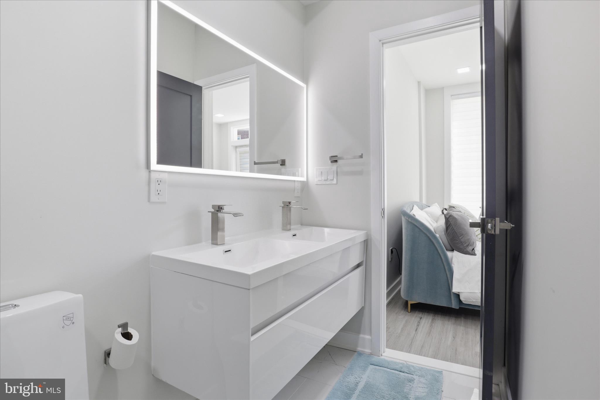 BRENTWOOD - Residential