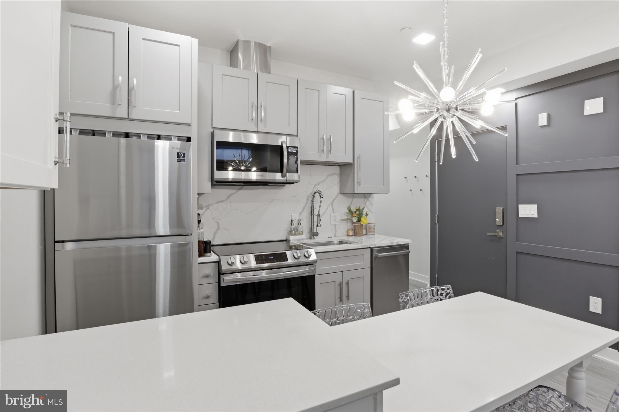 BRENTWOOD - Residential