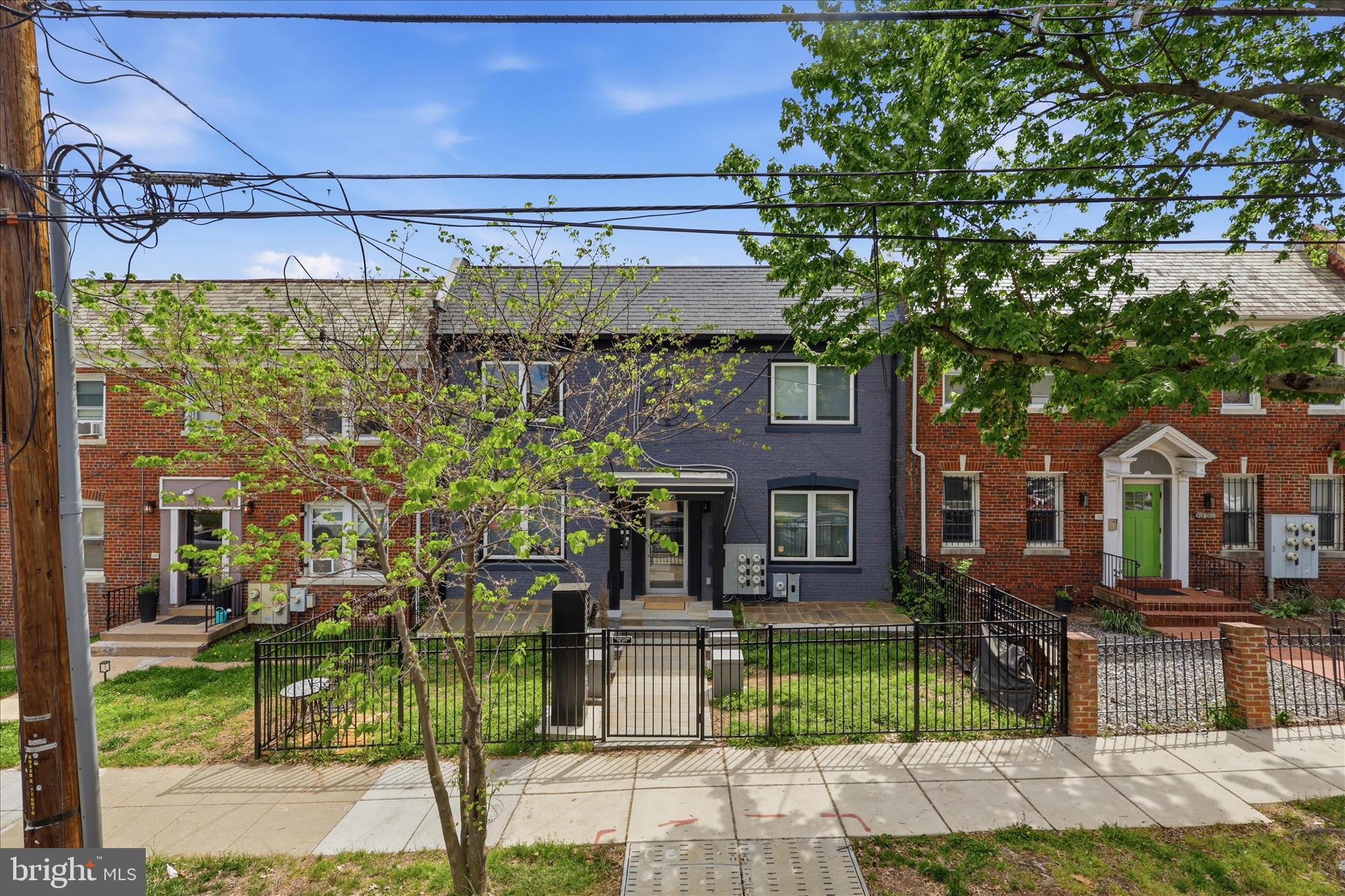 BRENTWOOD - Residential