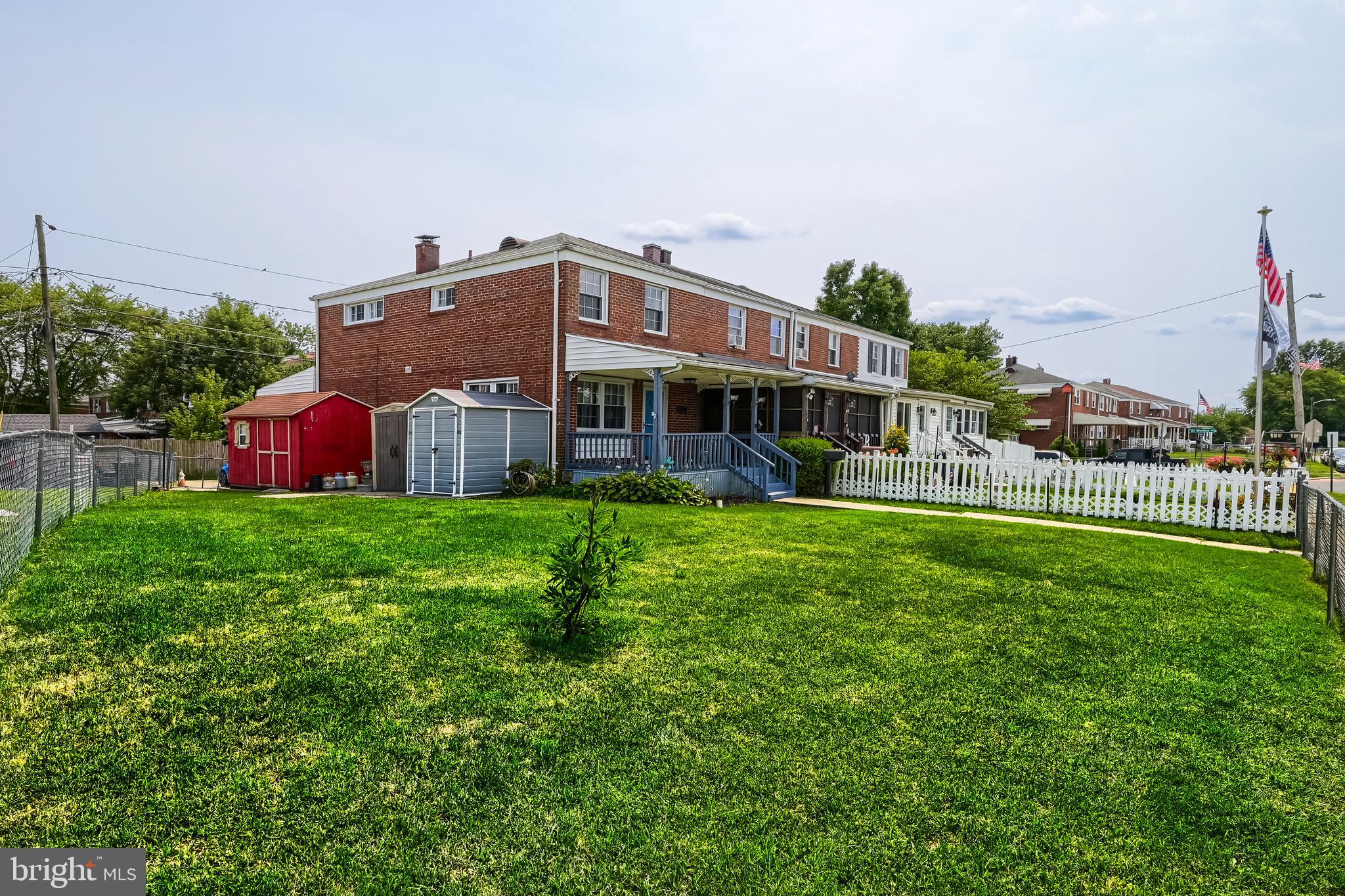 NORTH POINT VILLAGE - Residential
