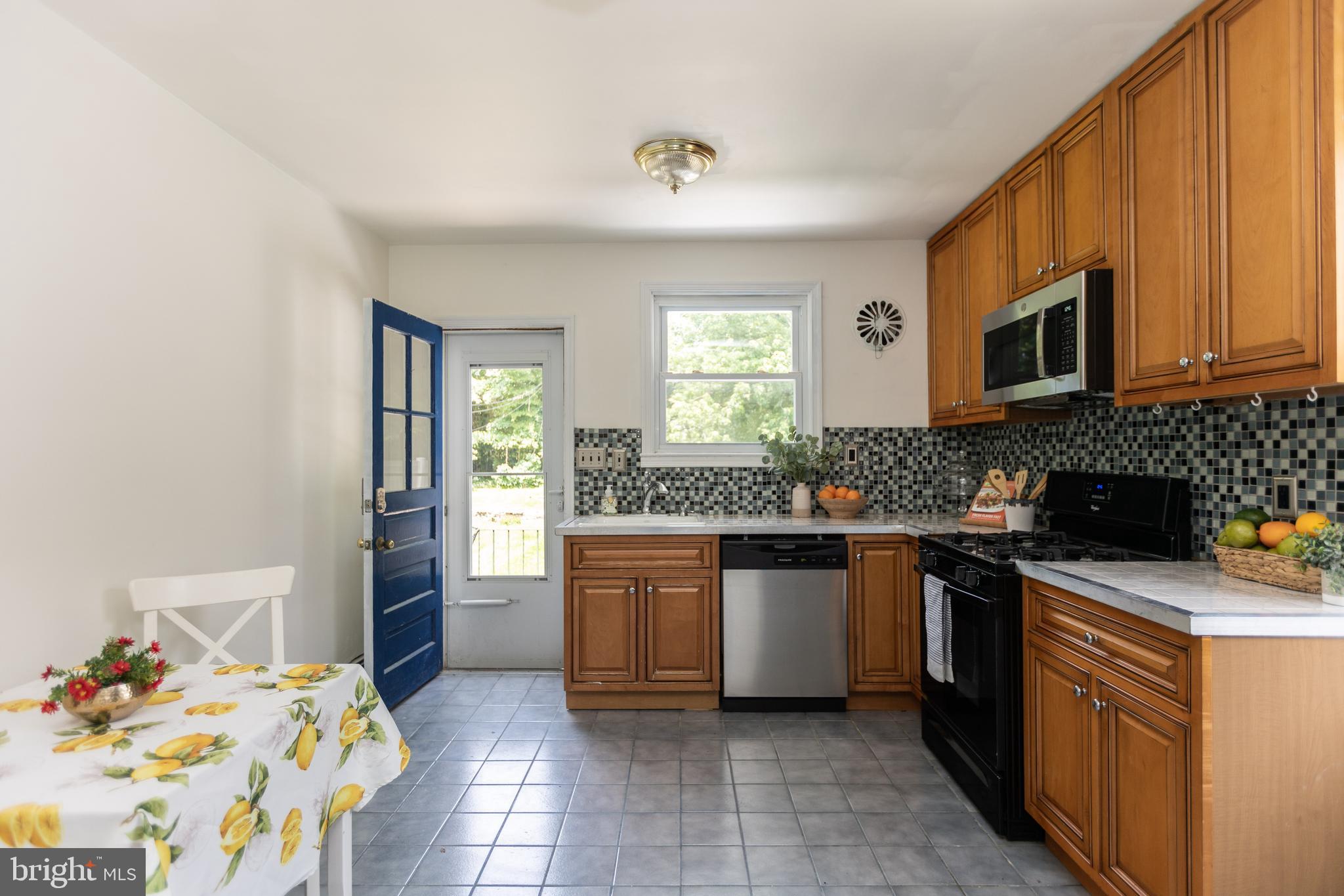 HAMILTON HEIGHTS - Residential