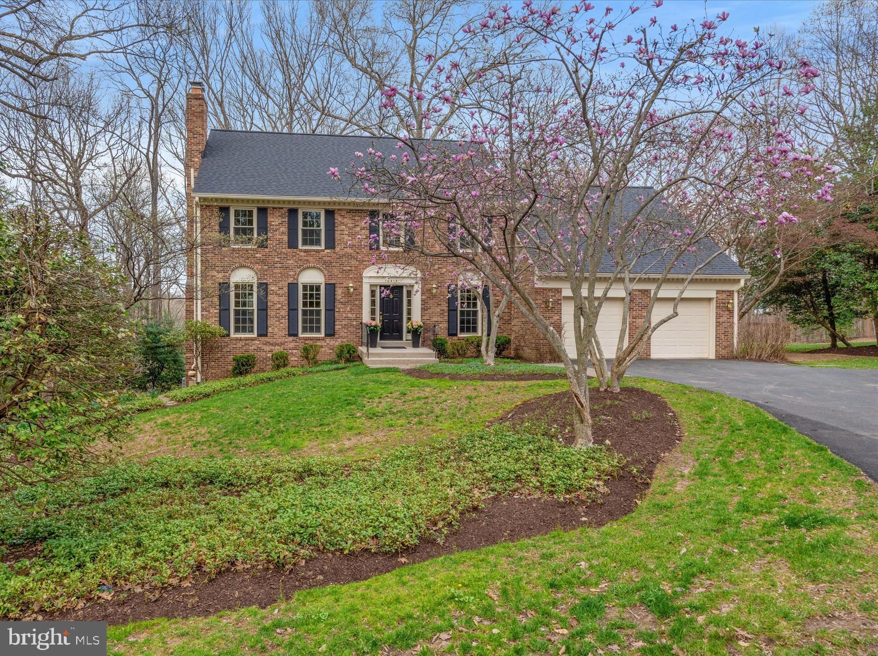 COLVIN RUN ESTATES - Residential