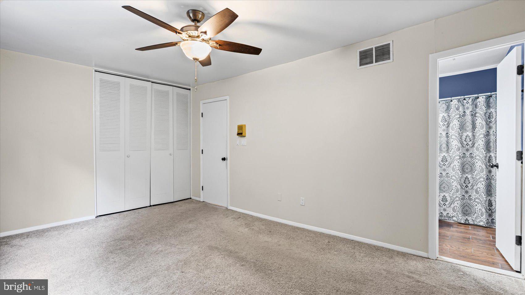SUMMIT TOWNHOUSES - Residential