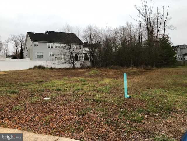 New home TBB starting in Dec 2018 with completion due around 4-15-19. 2658 sq ft 2 story , with 4 BDRMS 2 1/2 baths. 1st floor all hardwood, and bathromms have tile and custom built showers w tile. Large gormet kitchen w 42" cabilnets all SS appliances, and breakfast area for table. Large family room w/ gas fireplace for cozy evenings. Many standard features are included and options for many more.  Well priced home , wont last long on the market