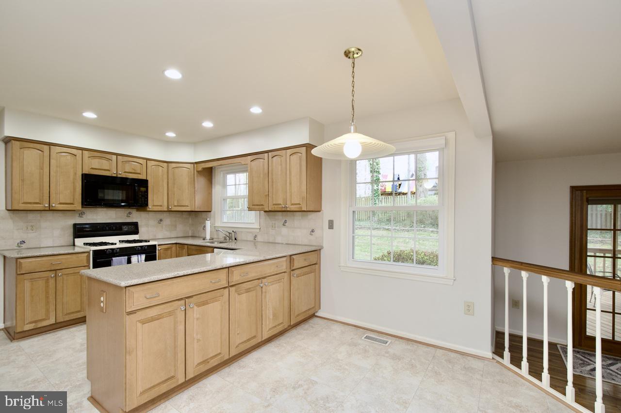 GEORGE MASON FOREST - Residential