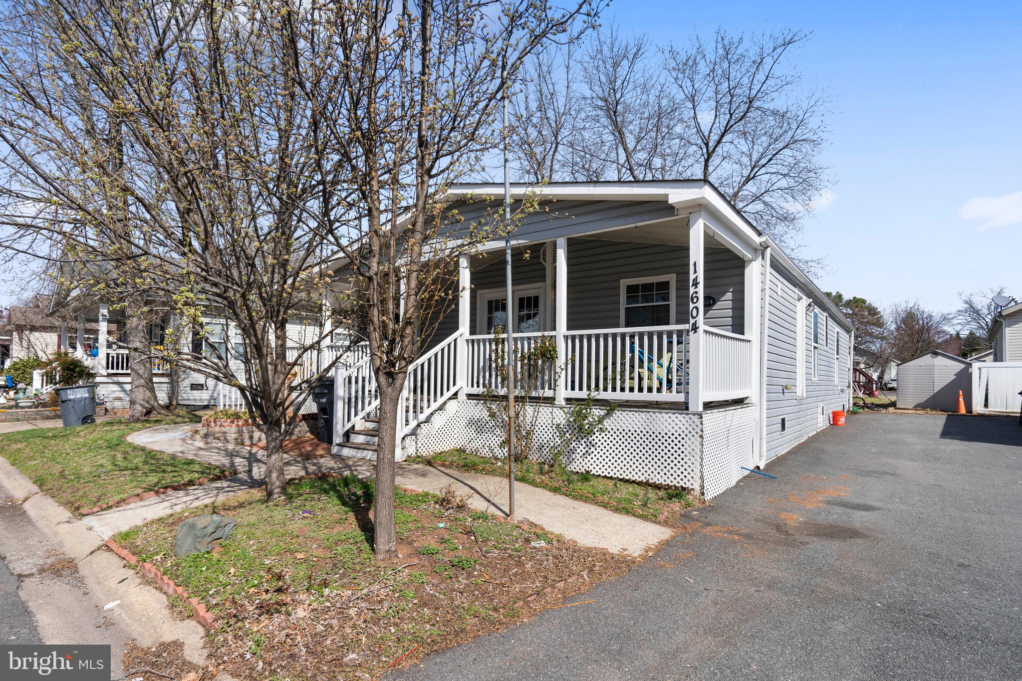 Well maintained manufactures home in Meadows of Chantilly. 
You required to pay to LEASE the LAND on the monthly basis. The monthly Lease Lot payment for the coming year for all current owners renewing, or new owners buying is $1,542.87. Meadows of Chantilly is a Manufactured / Mobile Home Community where the home is owned and where the lot is not owned but on a "Leased Lot".  It includes amenities as the community pool, club house, tot lots, snow removal, and garbage pickup.
Home is tenant occupied and tenants want to stay at $1900/month.