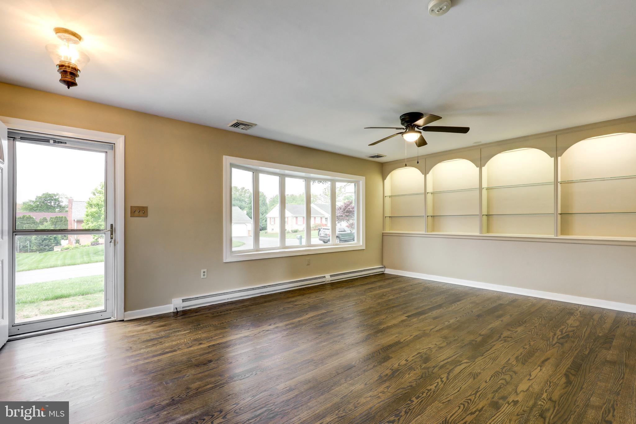 HIGHLAND ACRES - Residential