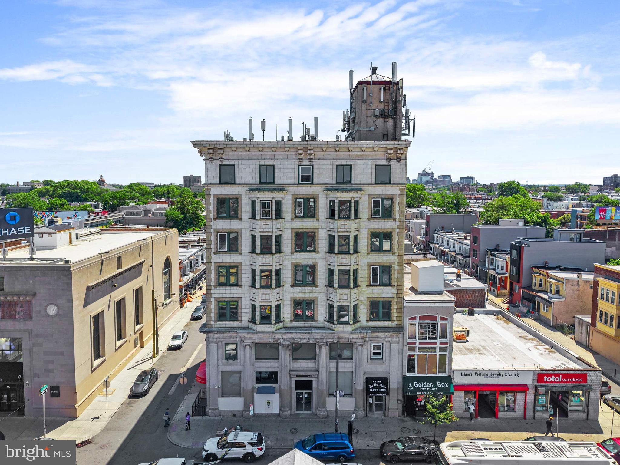 WEST PHILADELPHIA - Commercial Sale