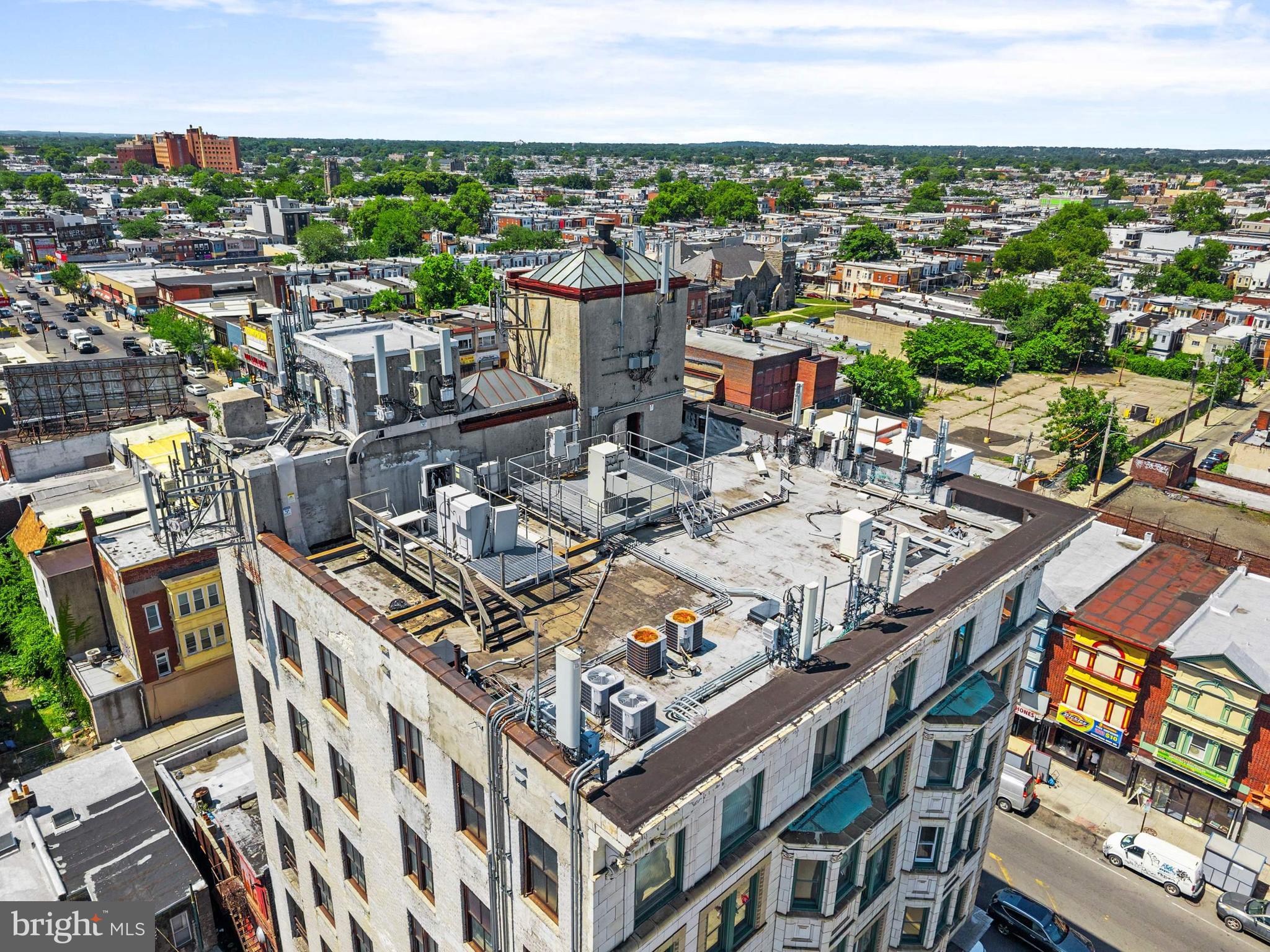 WEST PHILADELPHIA - Commercial Sale