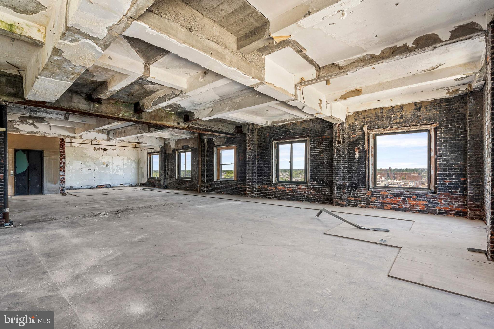 WEST PHILADELPHIA - Commercial Sale