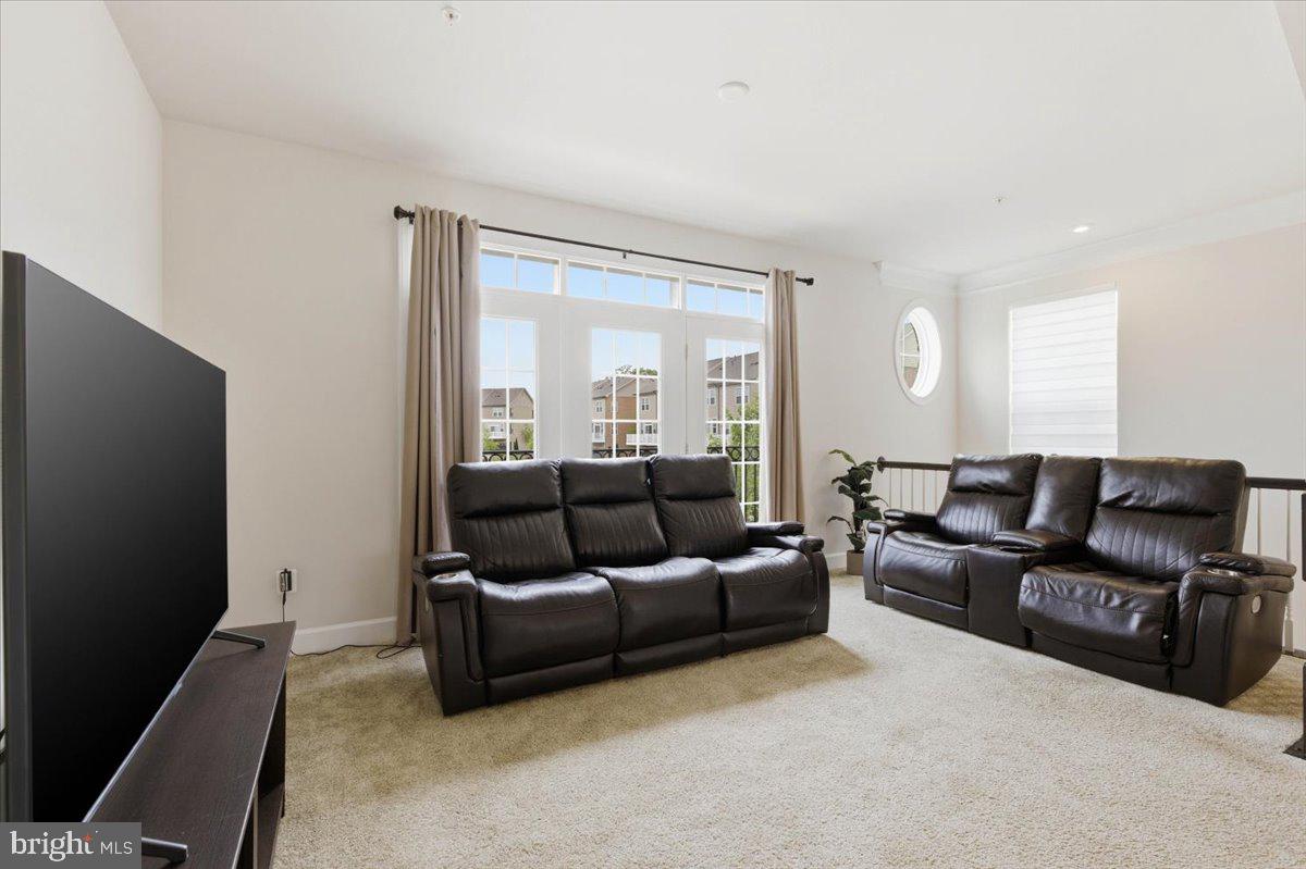 HAMILTON PARK - Residential
