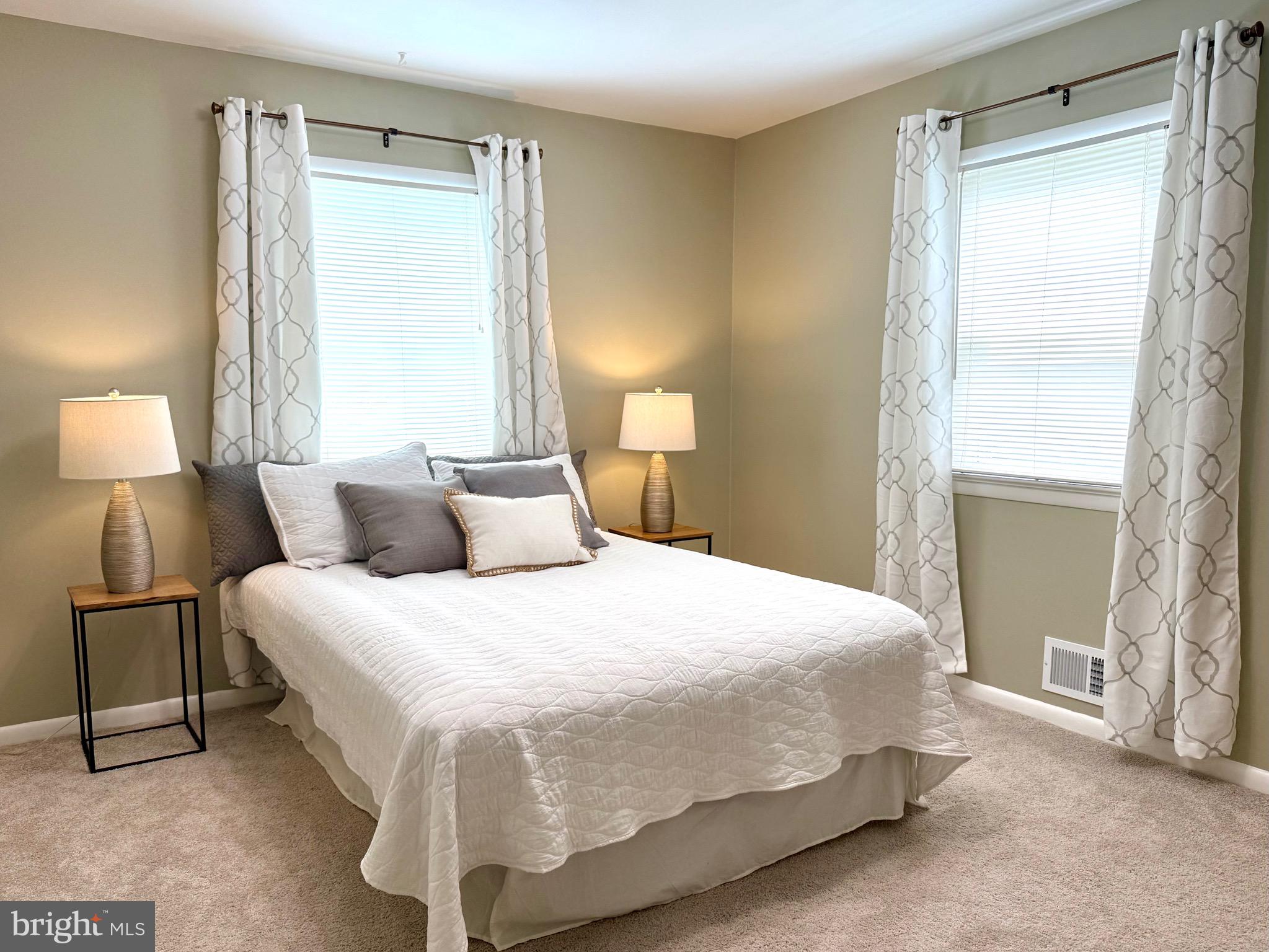 SAVAGE MEADOWS - Residential