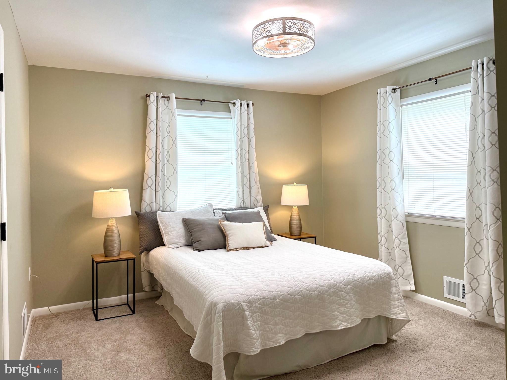 SAVAGE MEADOWS - Residential