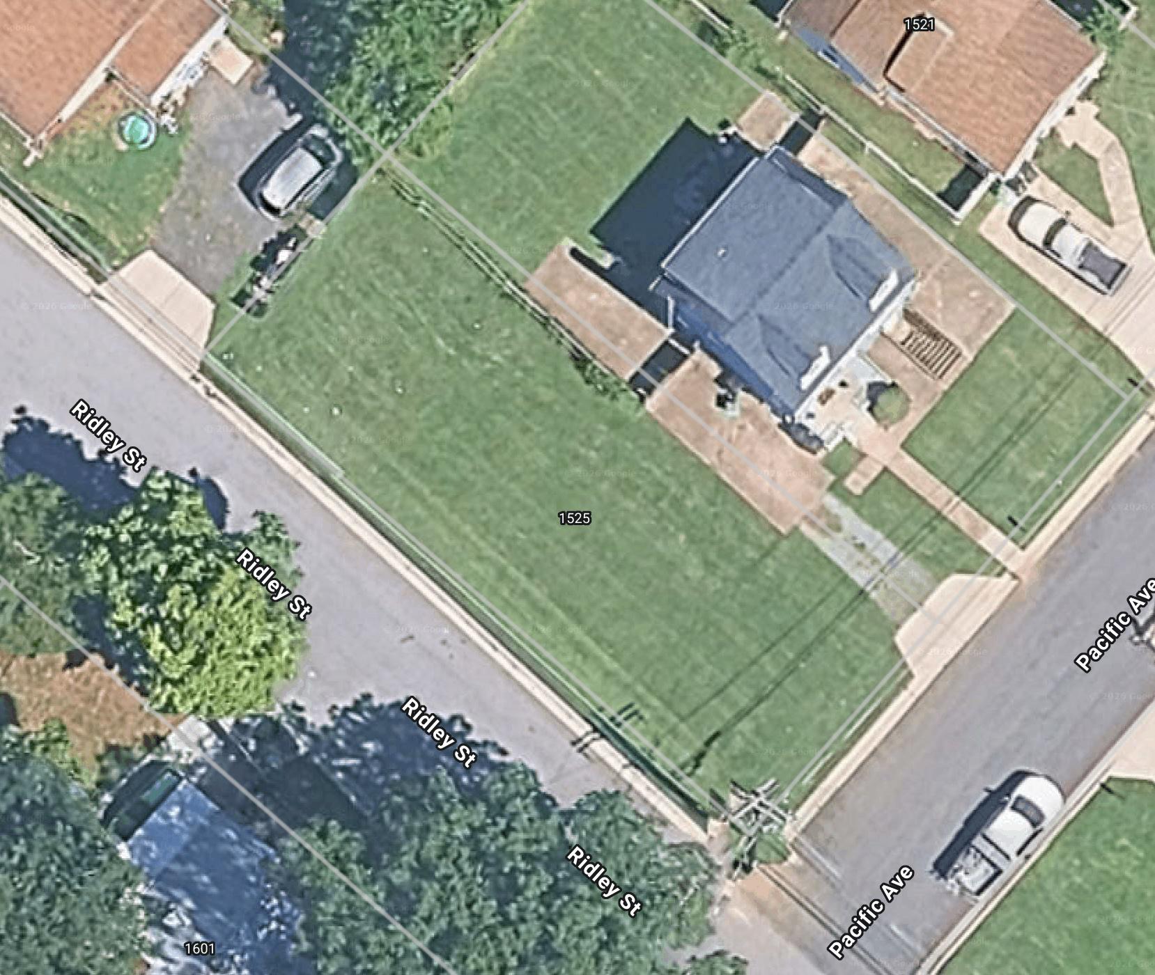 Want to build a new home? Come see this wonderful lot, listed below appraised value and below tax assessed value, in the heart of Capitol Heights. Bring your own builder! This wonderful, cleared, flat, corner lot is waiting just for you to create your dream home. A variance will be needed to build.  Call listing agent or have your agent obtain the variance process information.