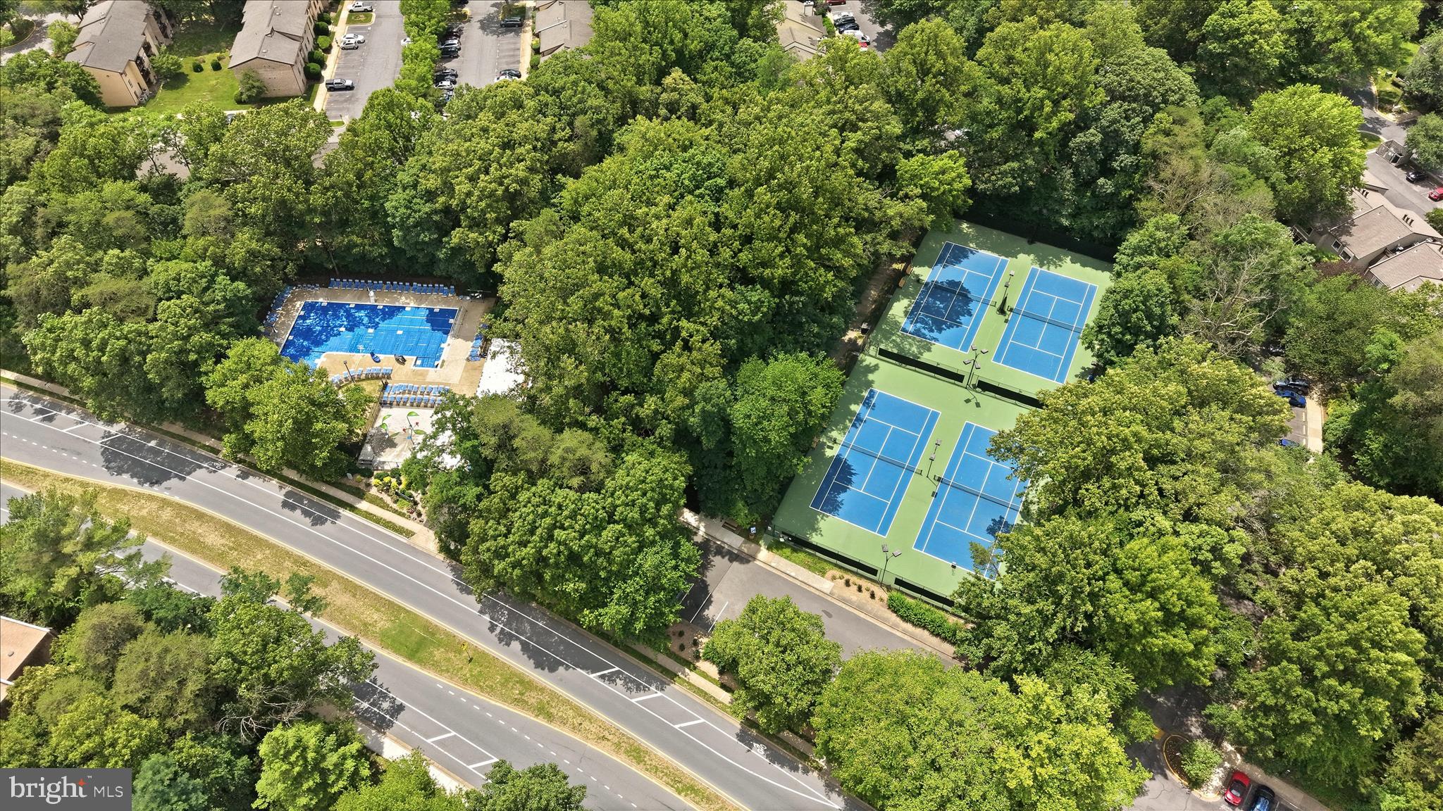 RESTON - Residential