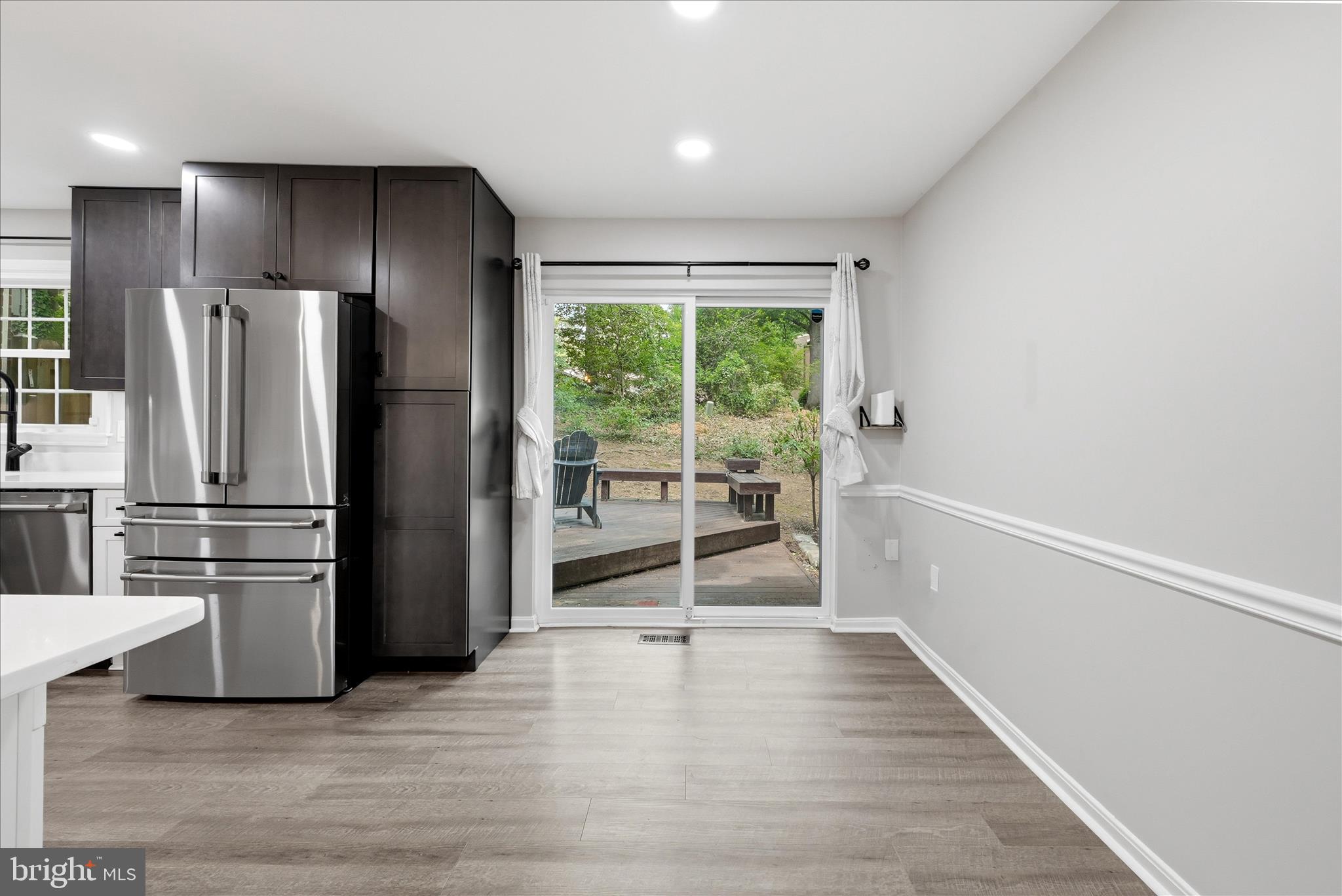 RESTON - Residential