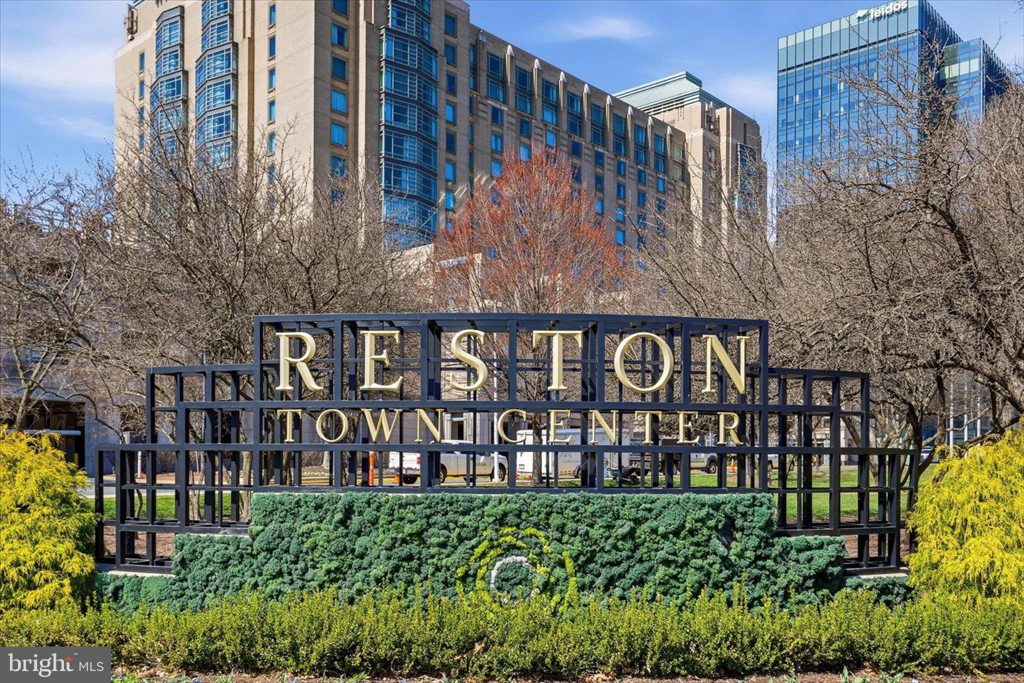 RESTON - Residential