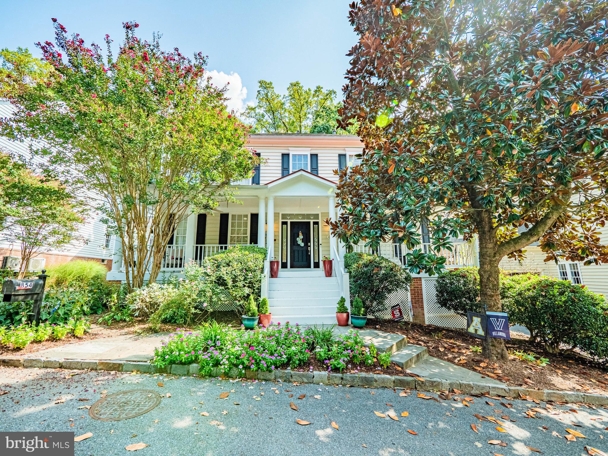 LAKELANDS - Residential