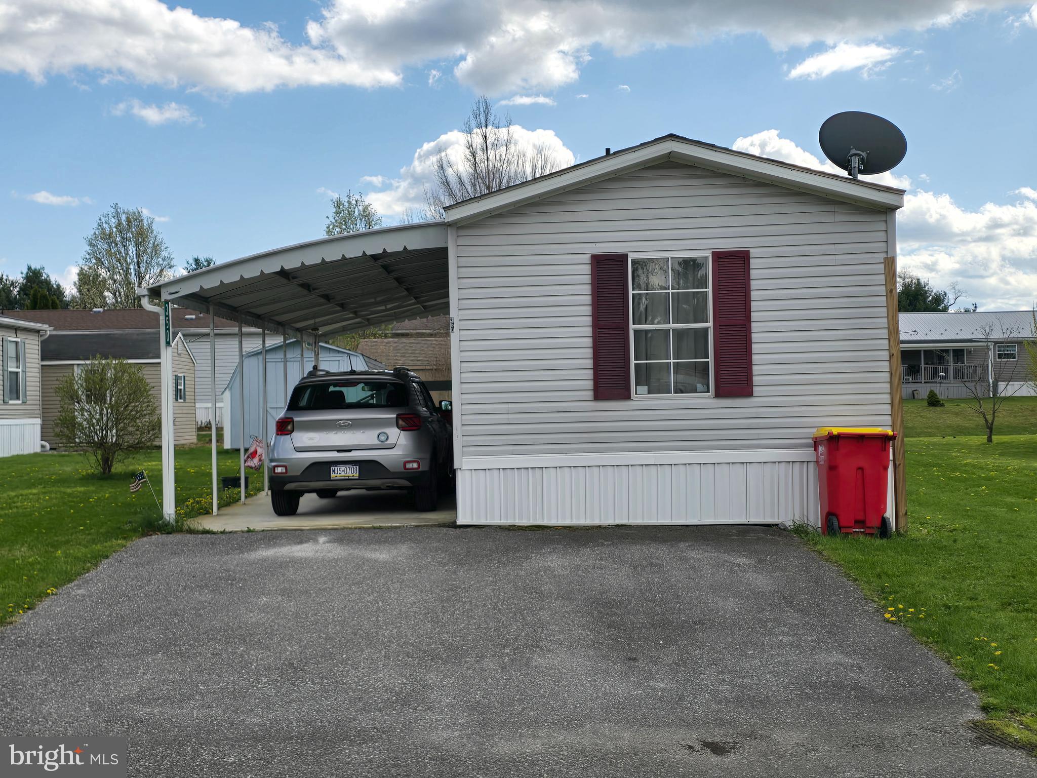 COLONIAL ESTATES MOBILE HOME PARK - Residential
