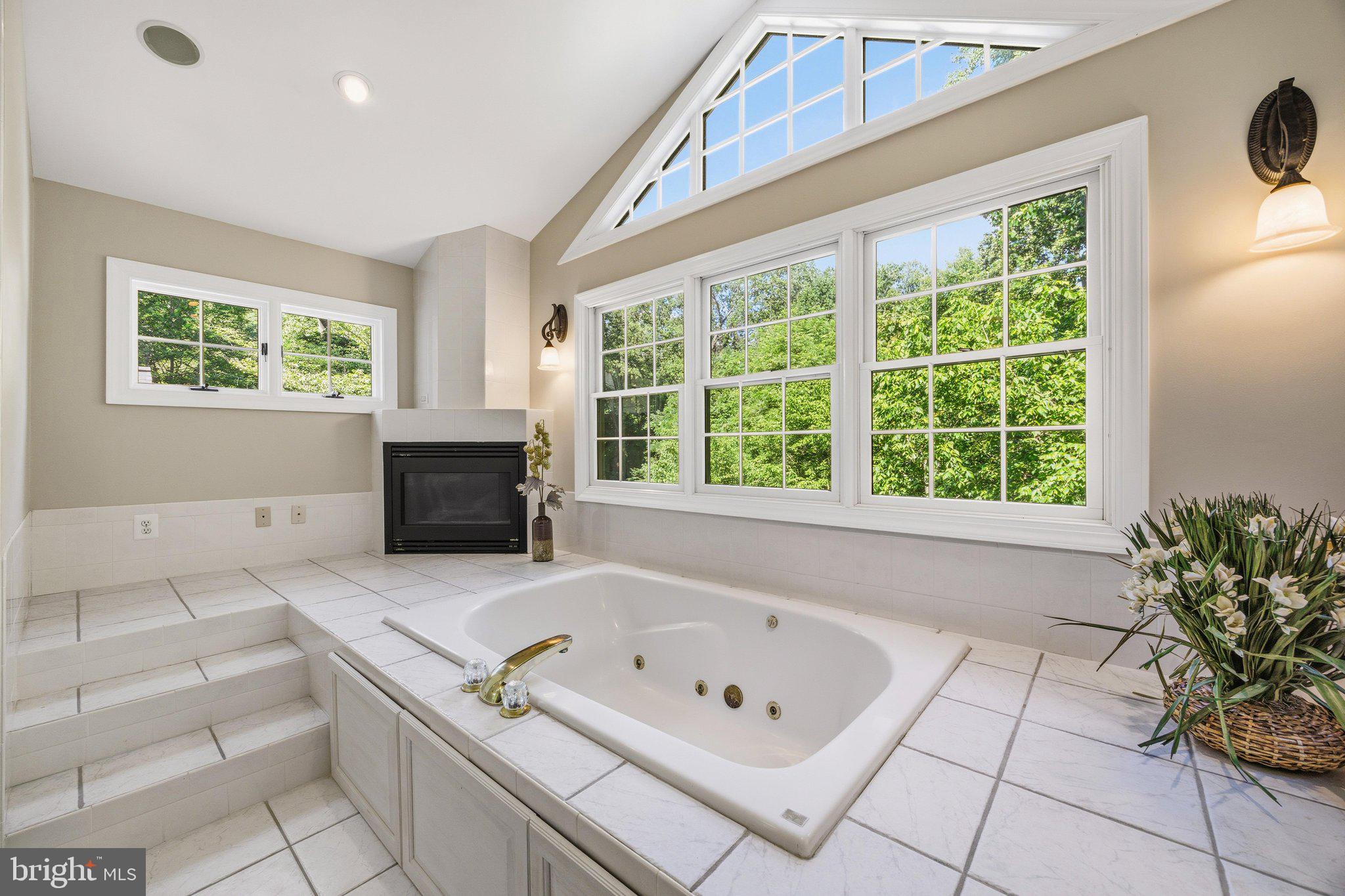 RANDALLS TRUST - Residential