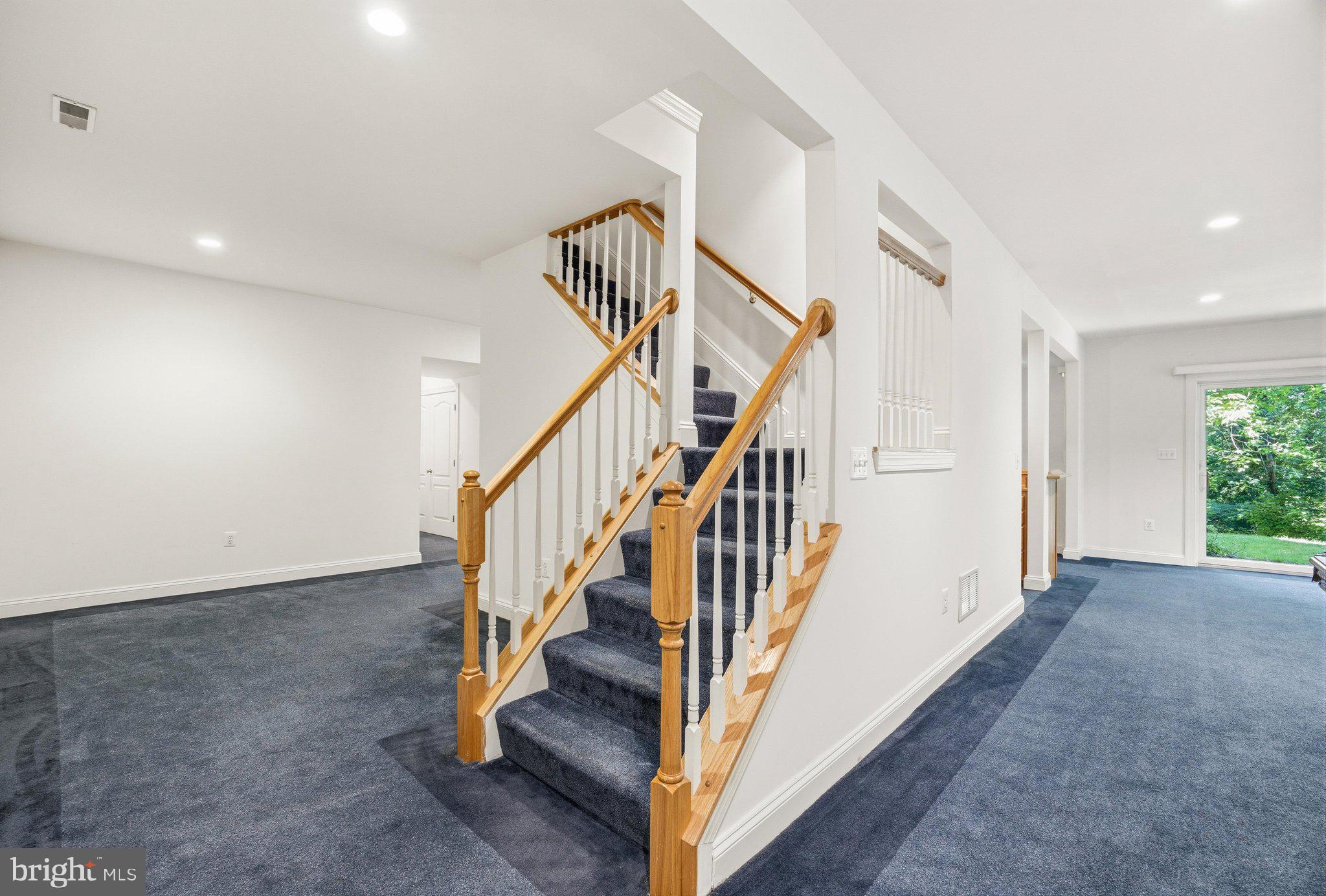 RANDALLS TRUST - Residential
