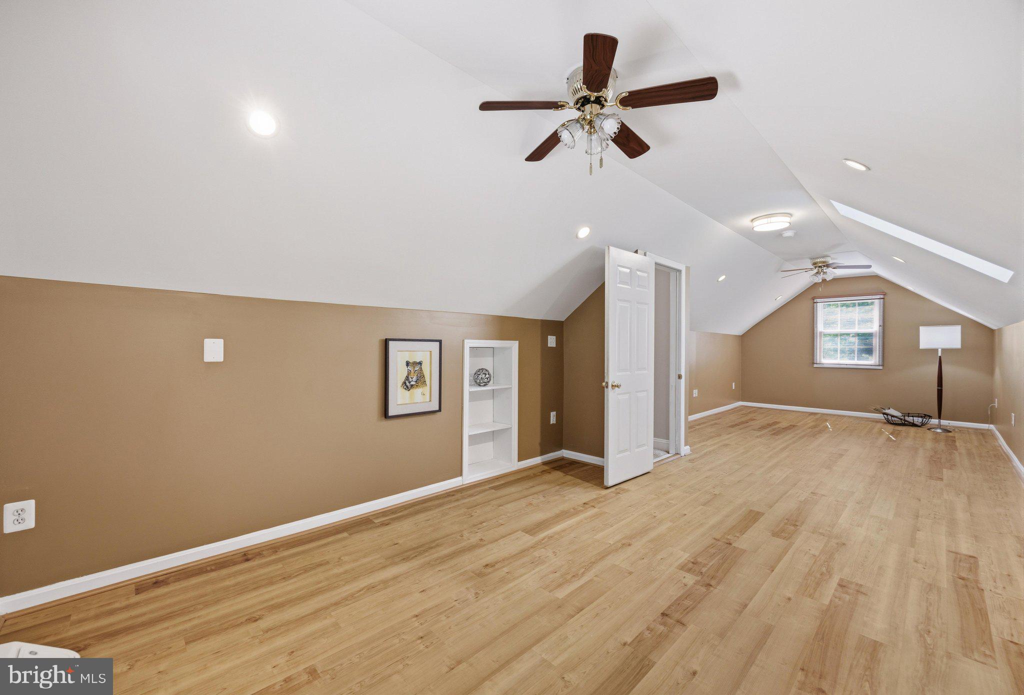RANDALLS TRUST - Residential