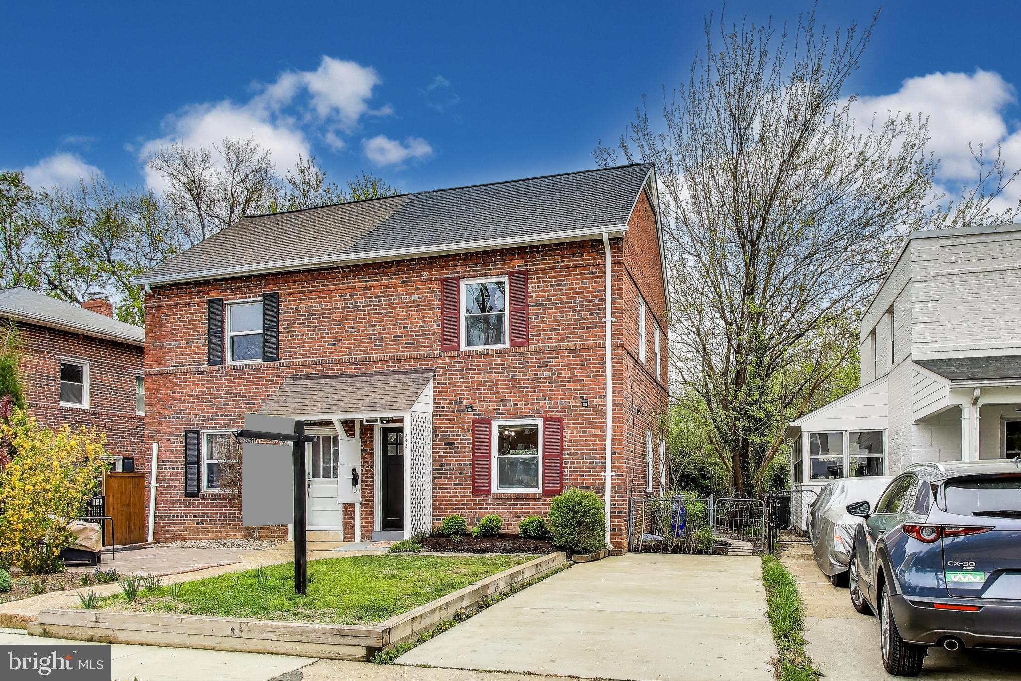 WESTMONT - Residential
