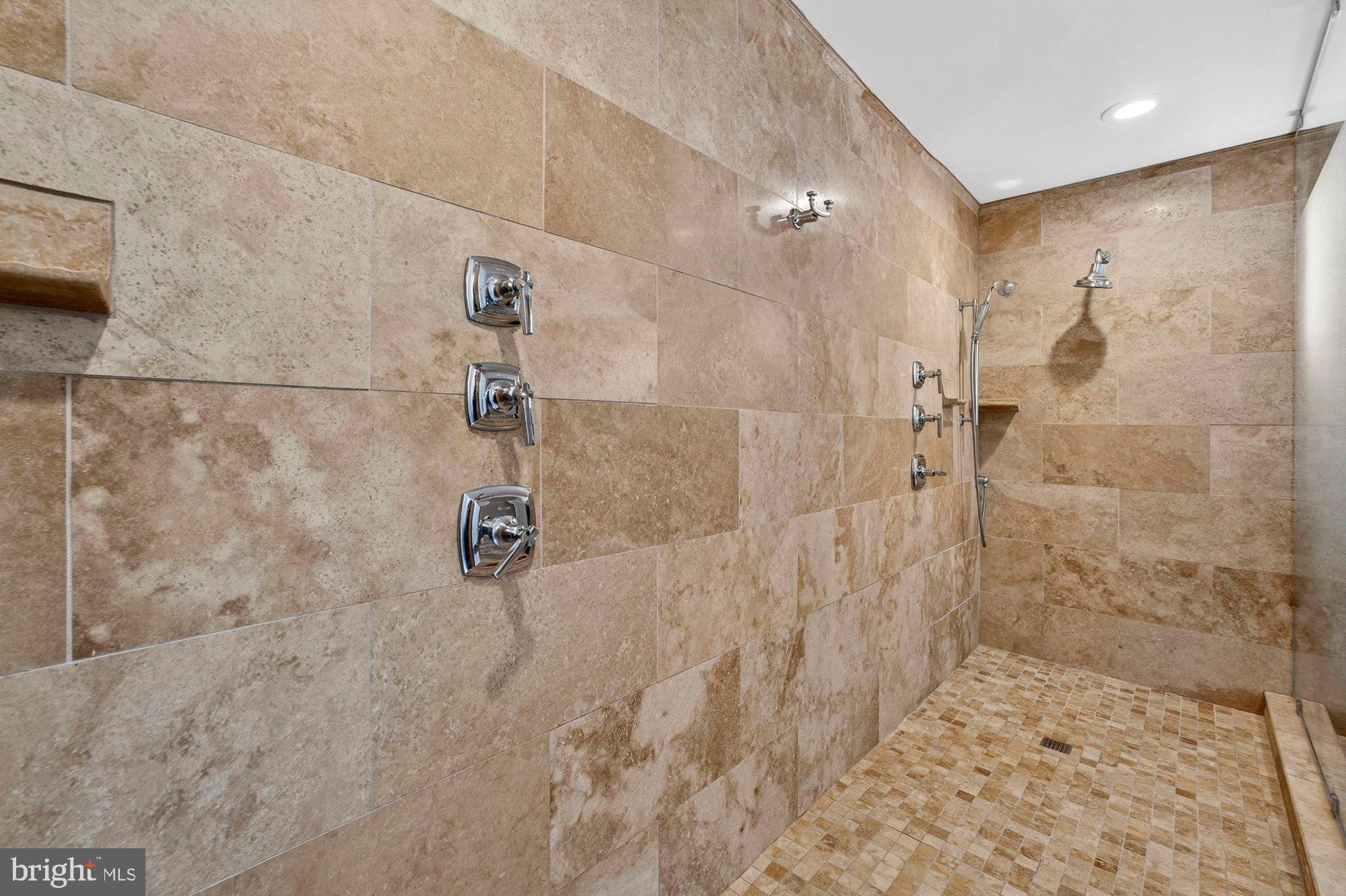 WEST OAKS ESTATES - Residential