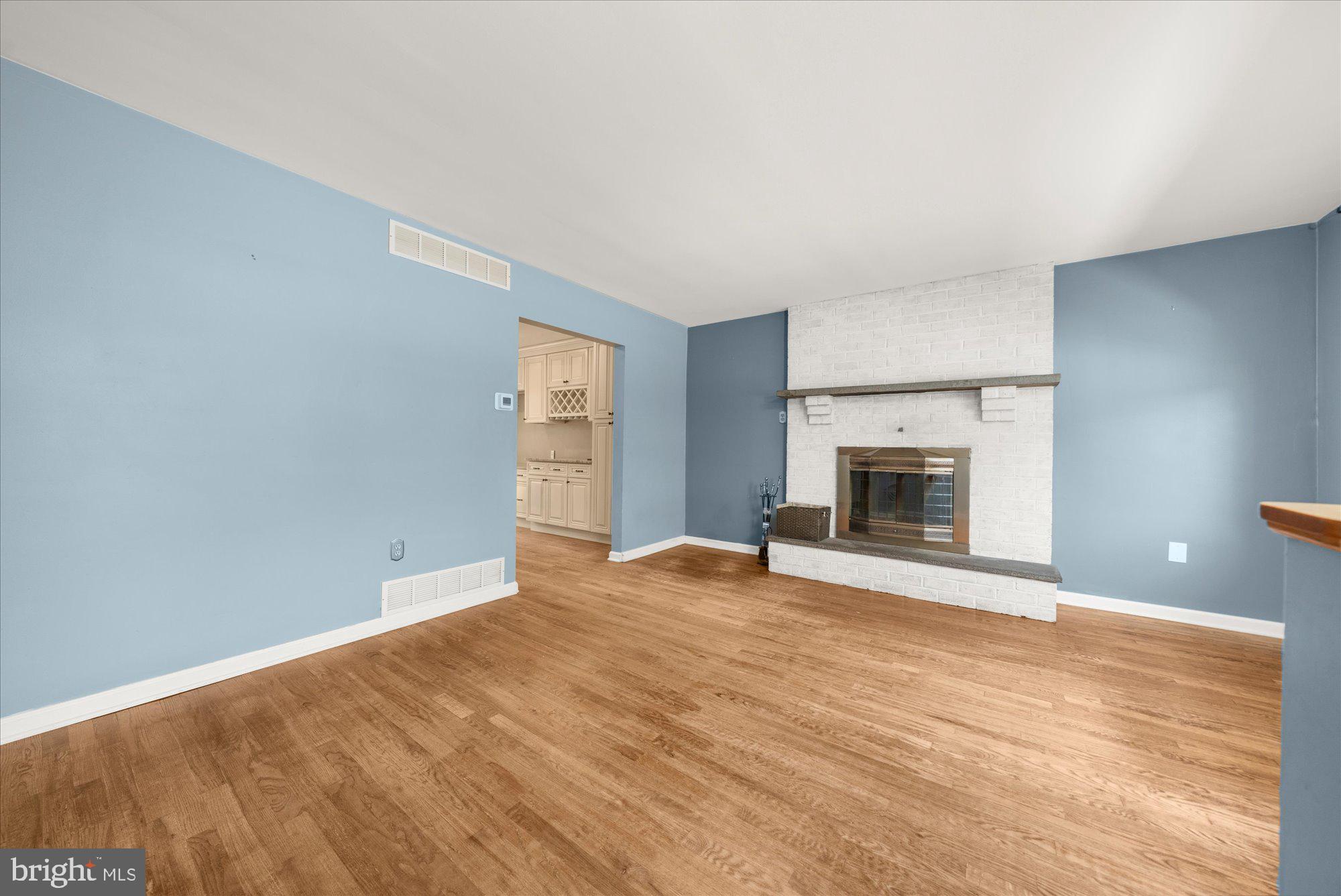 HUGHES PARK - Residential