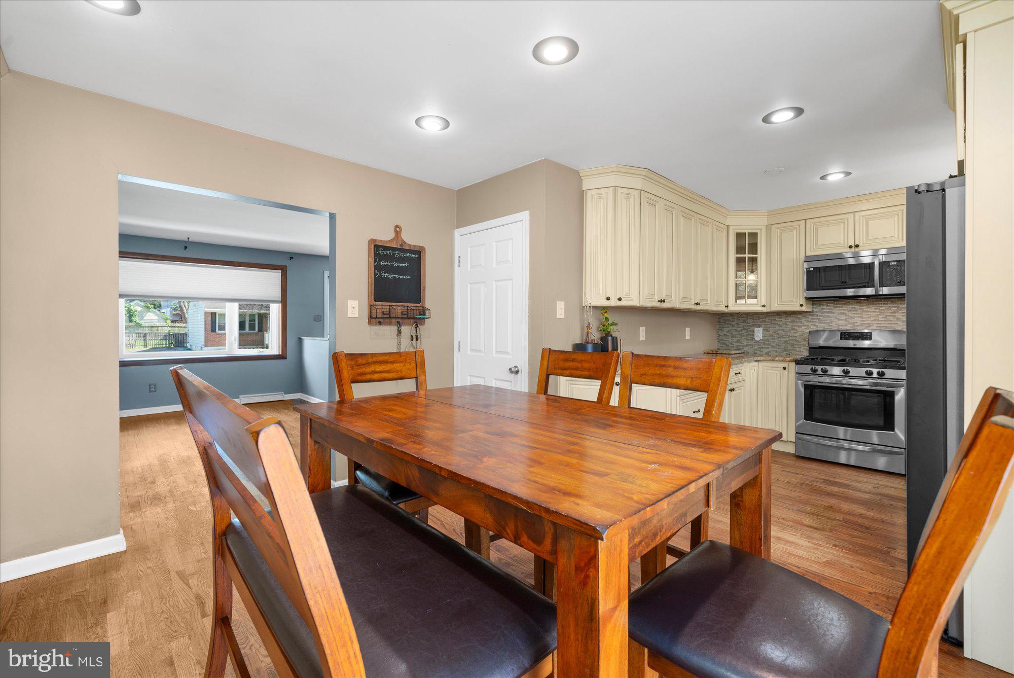 HUGHES PARK - Residential