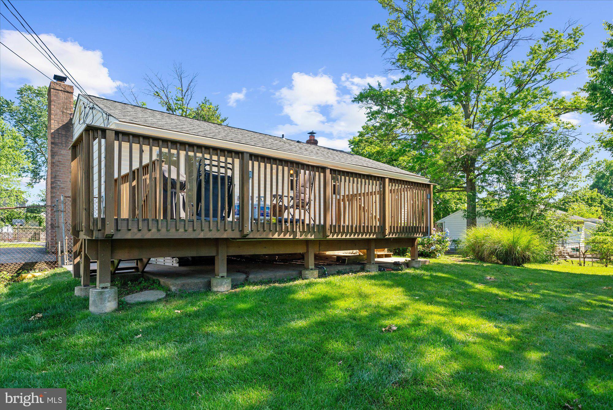 HUGHES PARK - Residential