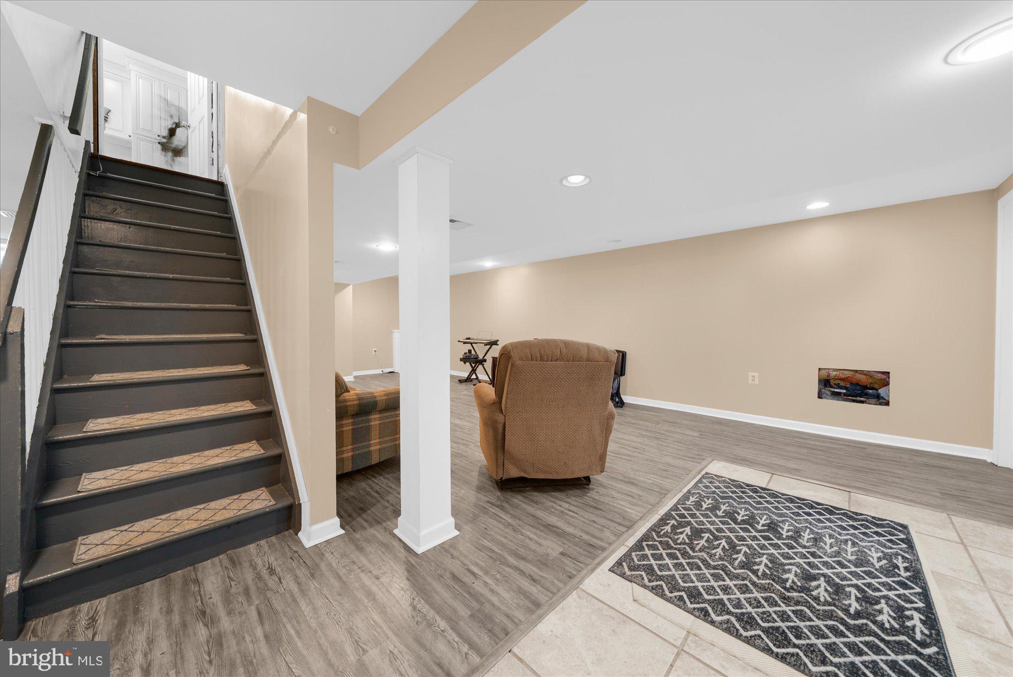 HUGHES PARK - Residential