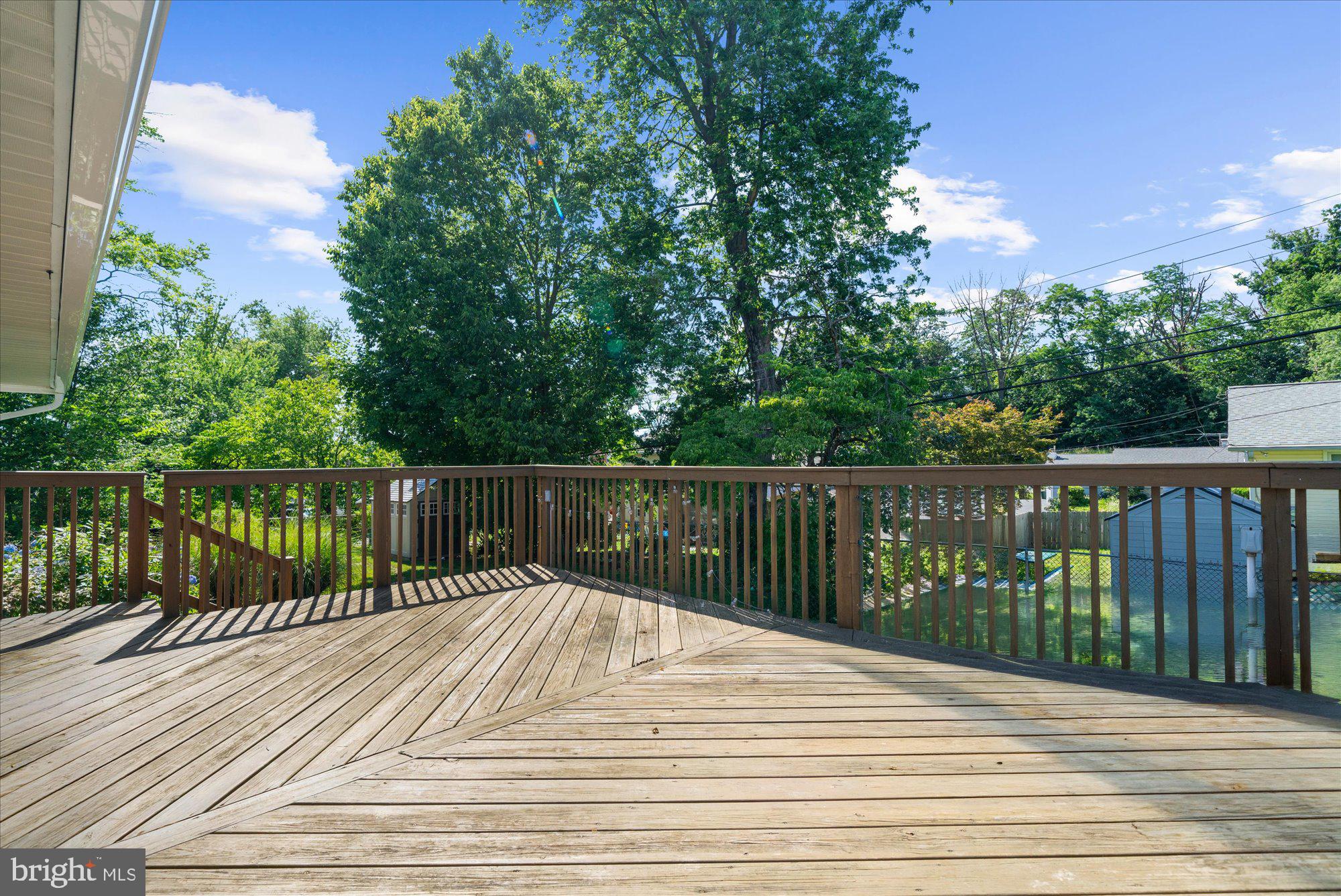 HUGHES PARK - Residential