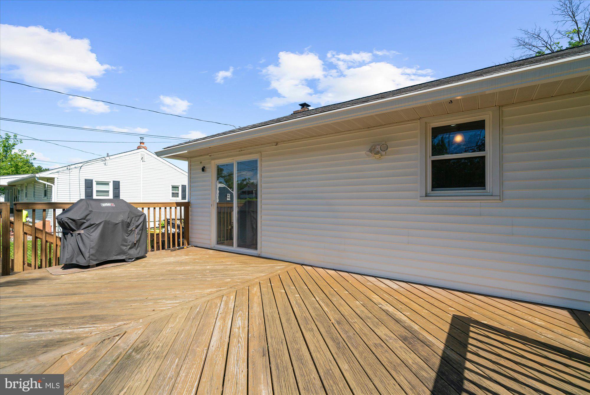 HUGHES PARK - Residential