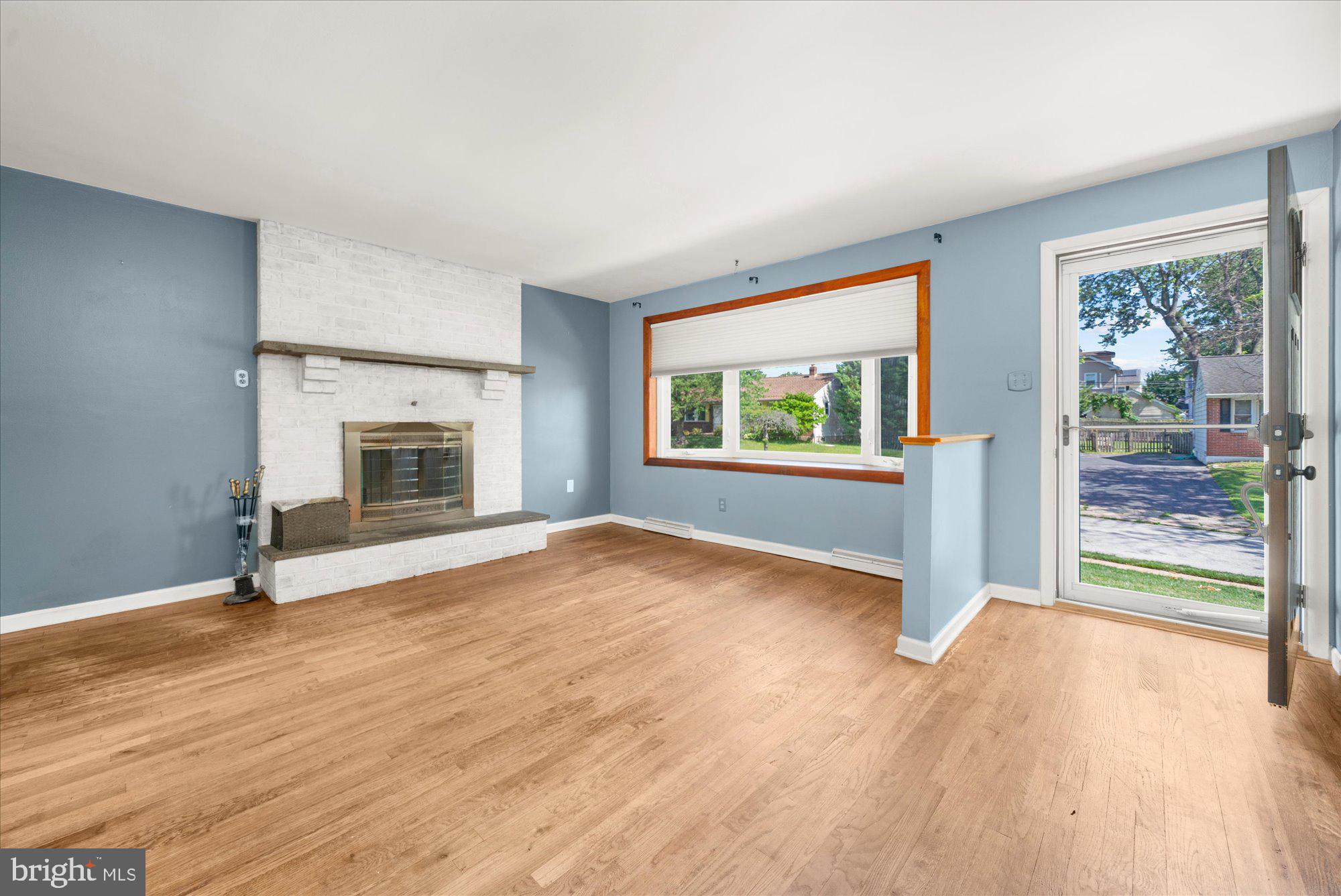 HUGHES PARK - Residential