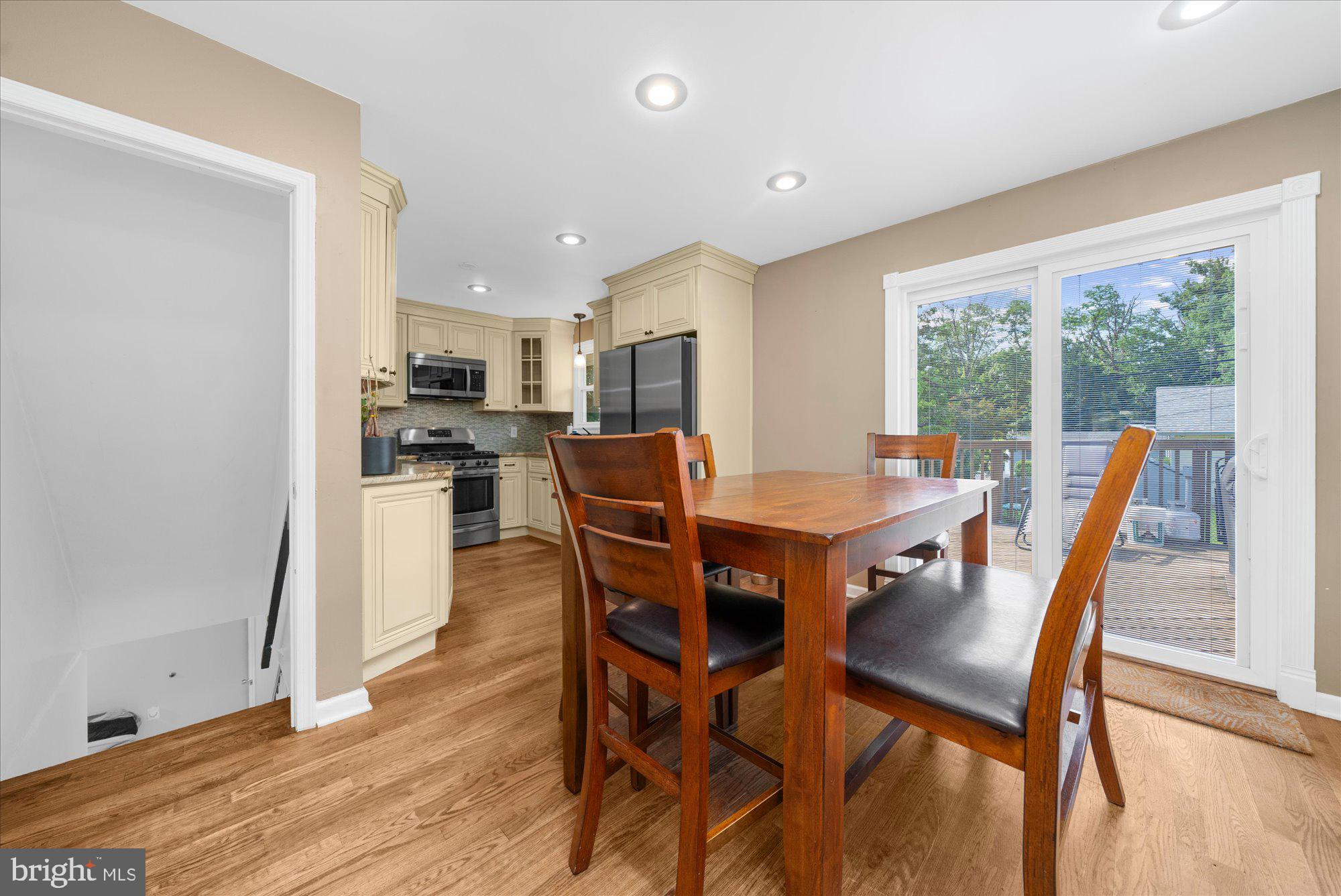 HUGHES PARK - Residential