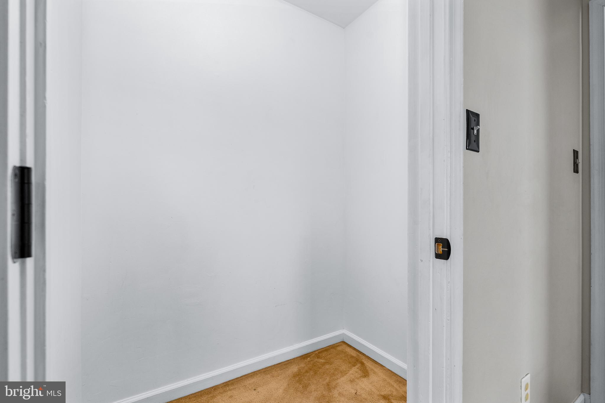 CHESAPEAKE LANDING - Residential