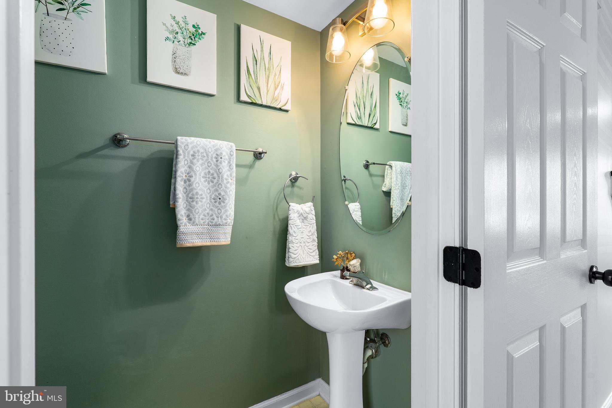 CHESAPEAKE LANDING - Residential