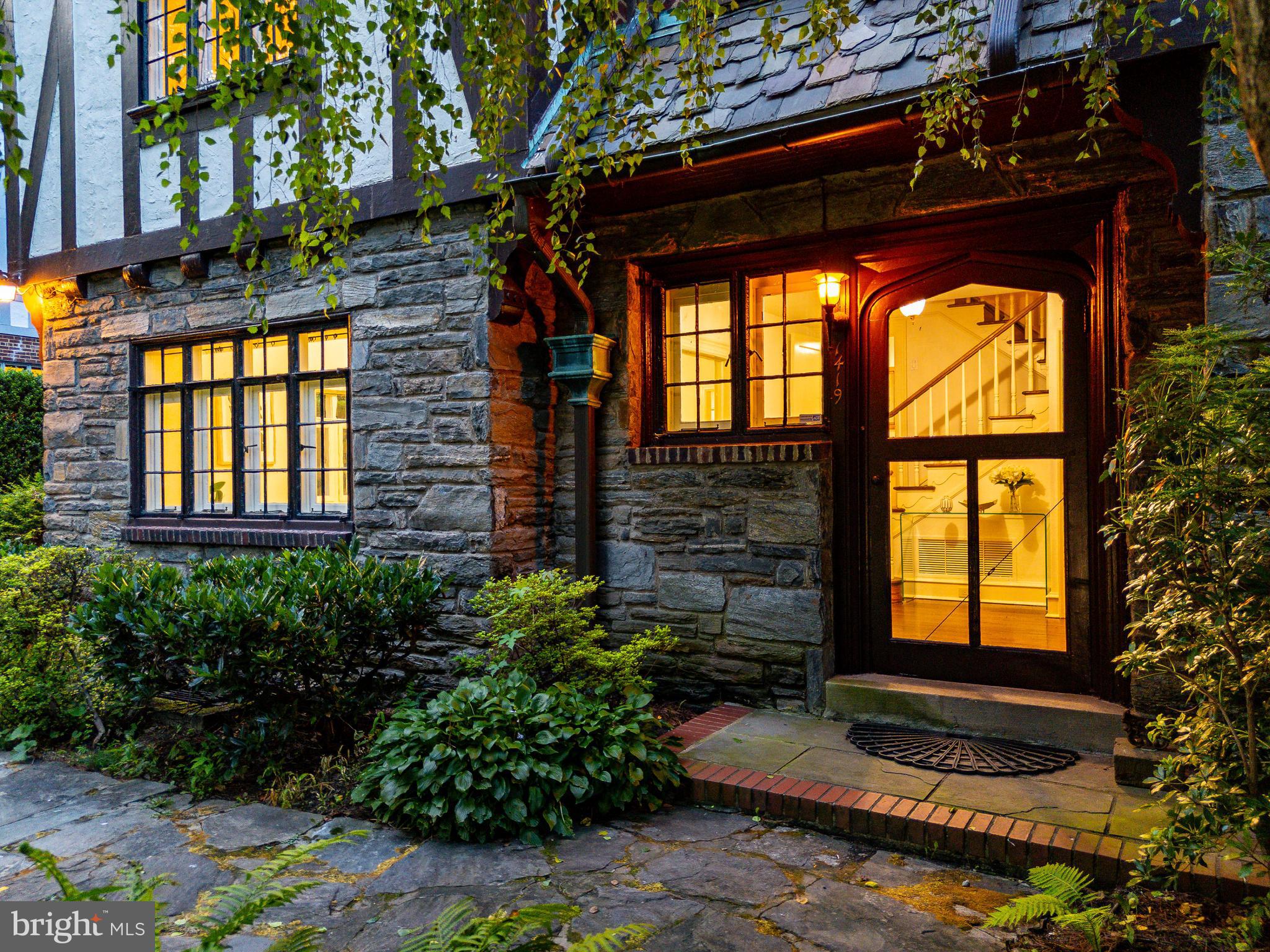 BRYN MAWR - Residential