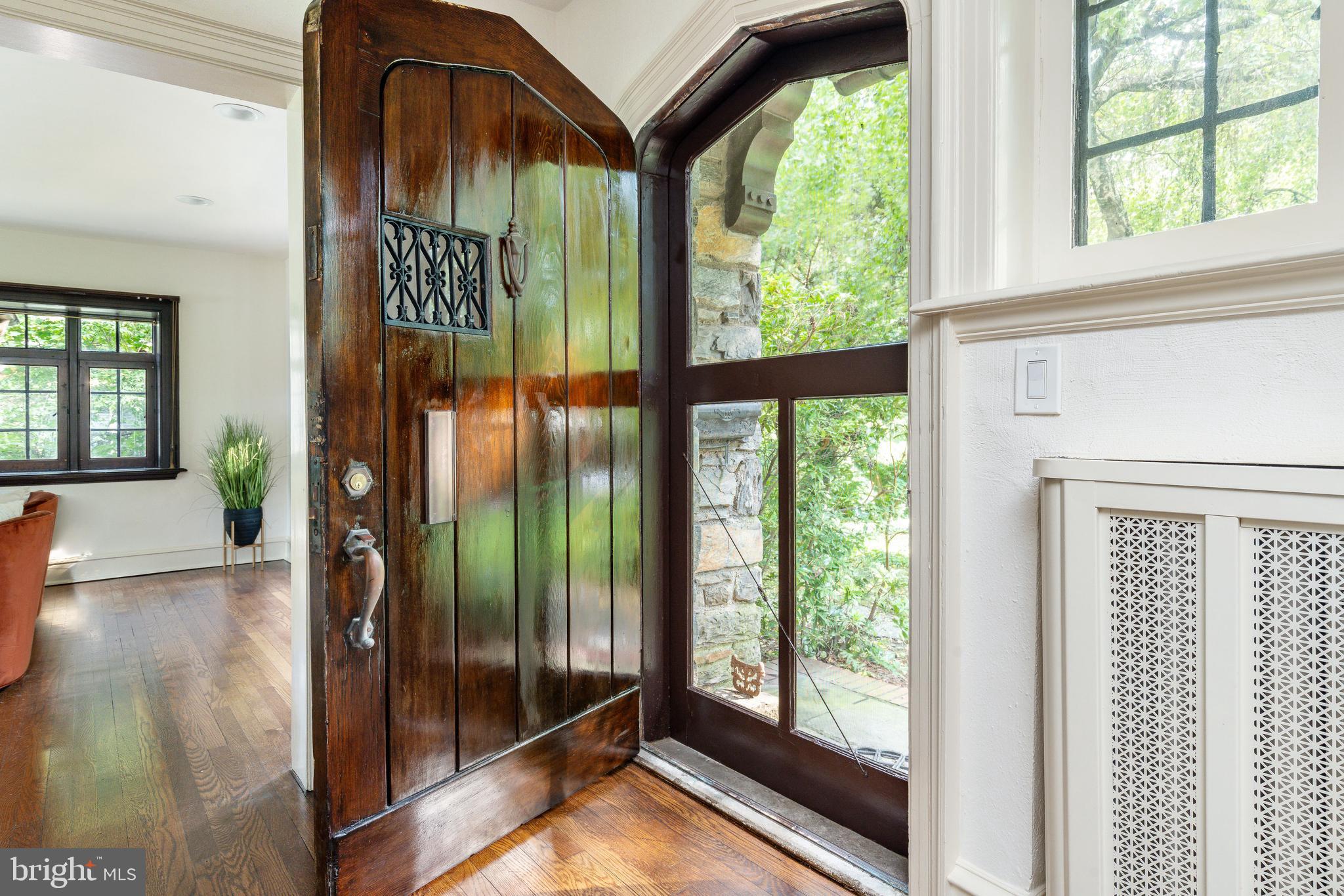 BRYN MAWR - Residential