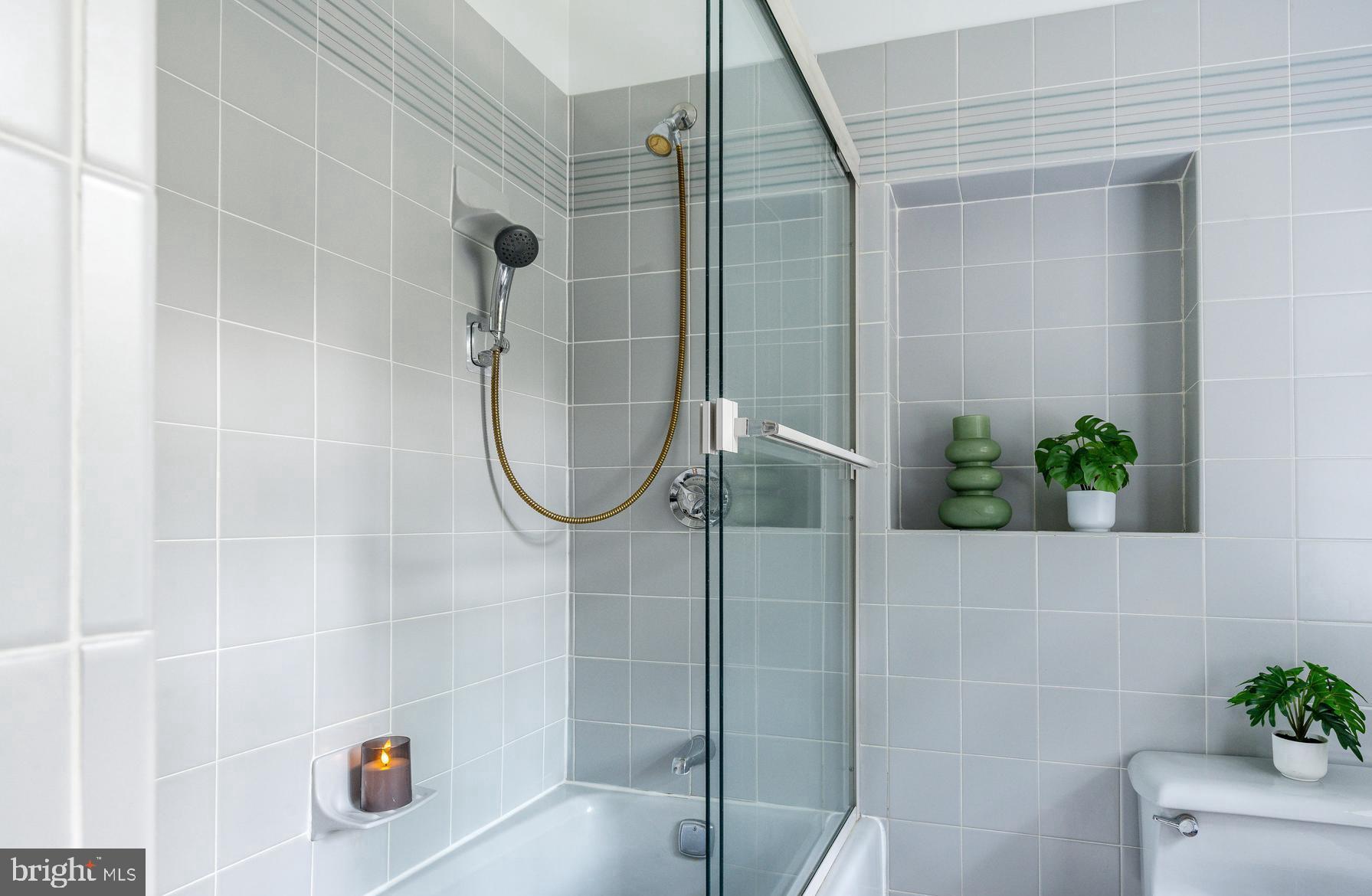 BRYN MAWR - Residential
