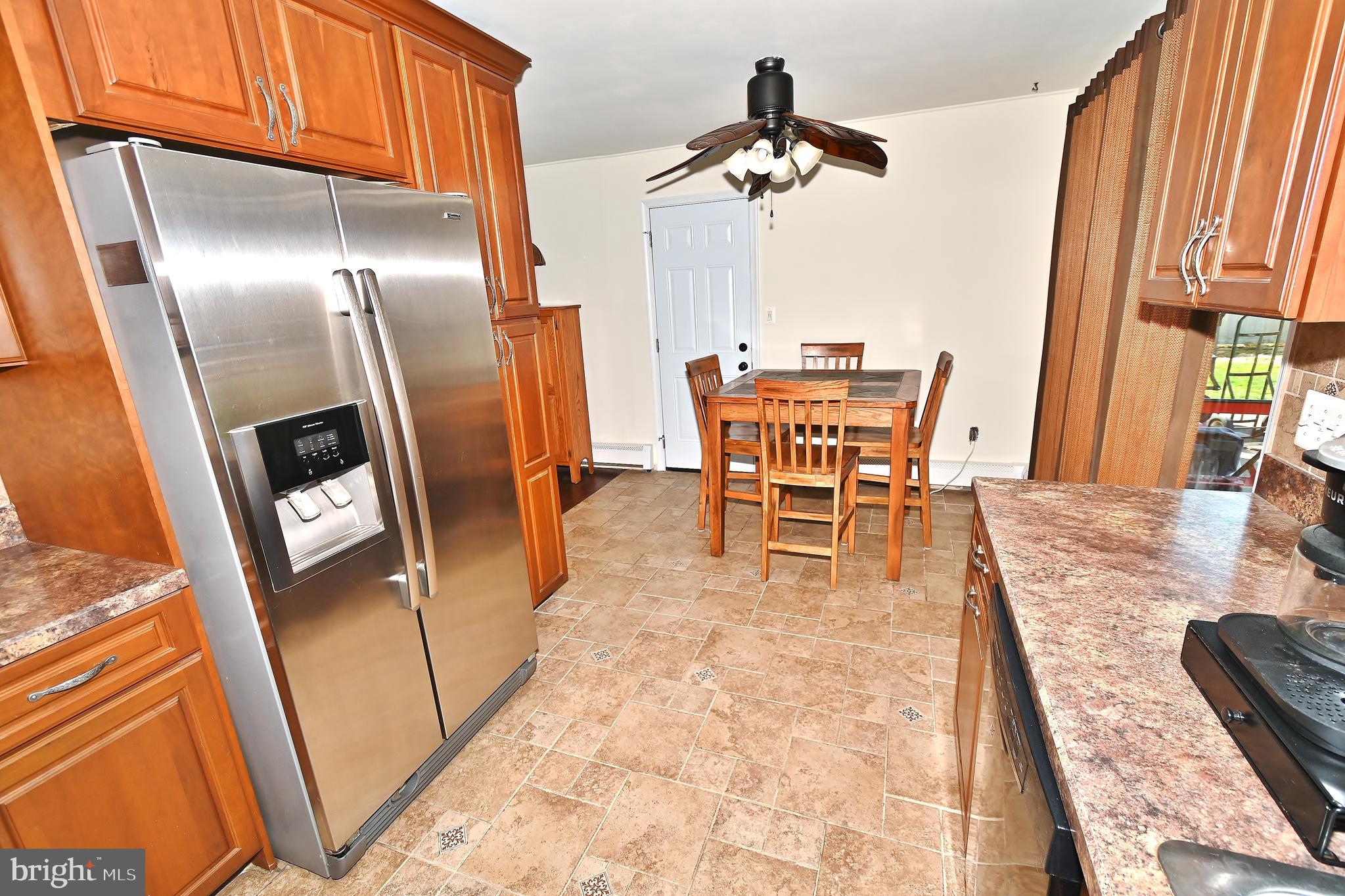 TWIN OAKS - Residential