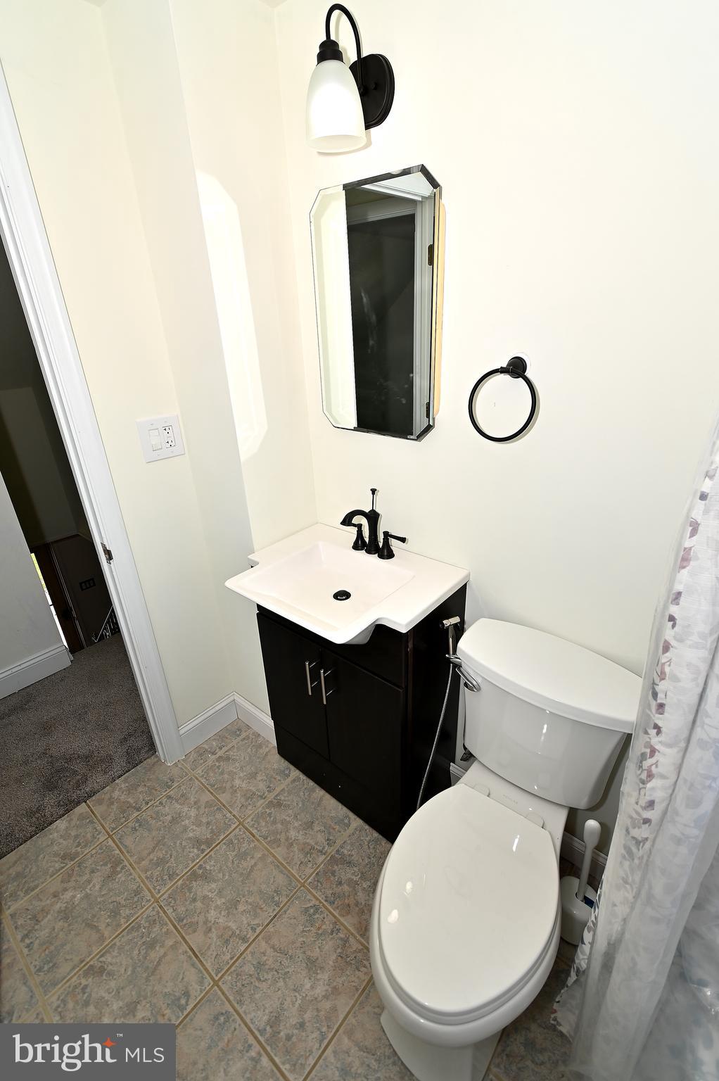 TWIN OAKS - Residential