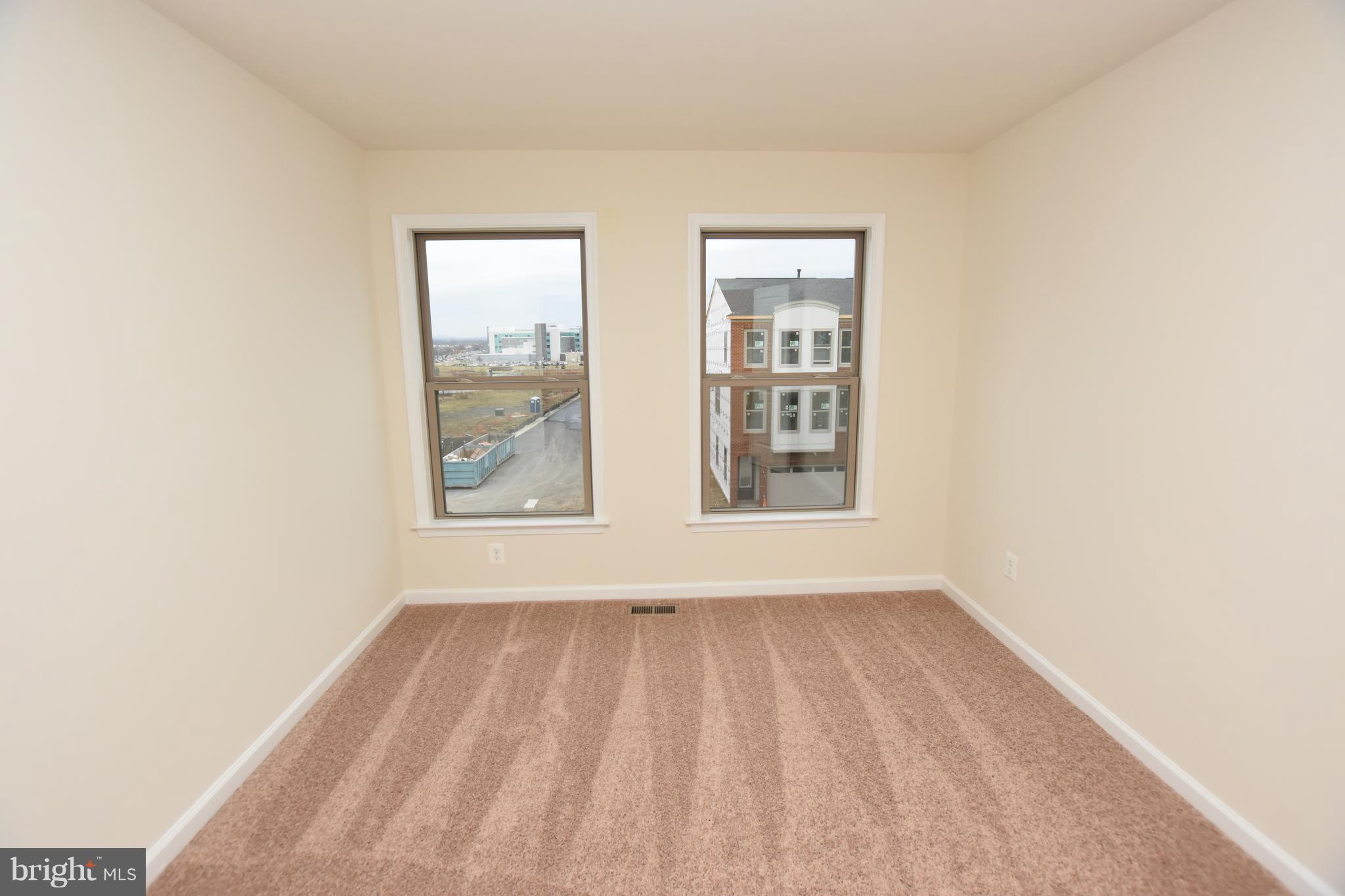 GATEWAY COMMONS - Residential