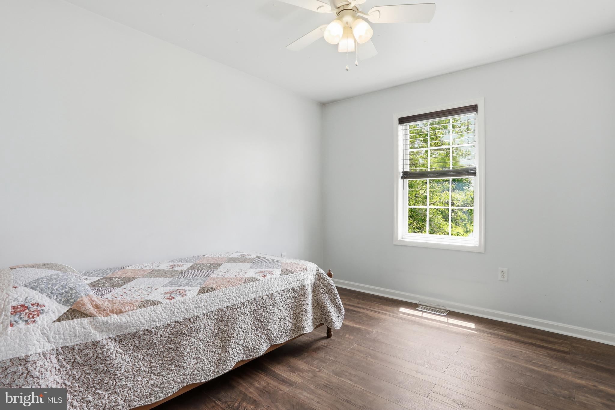 WALNUT POINT HEIGHTS - Residential