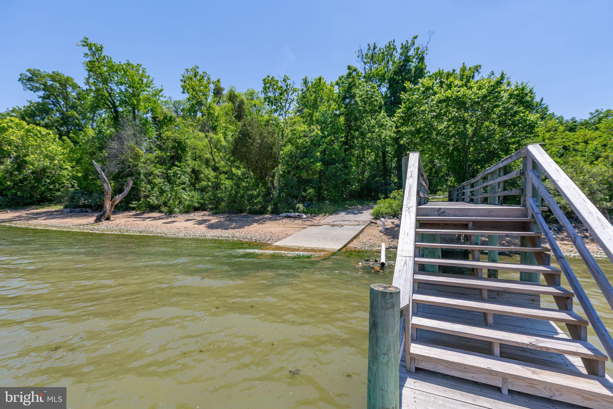 MT MORIAH ON THE POTOMAC - Residential
