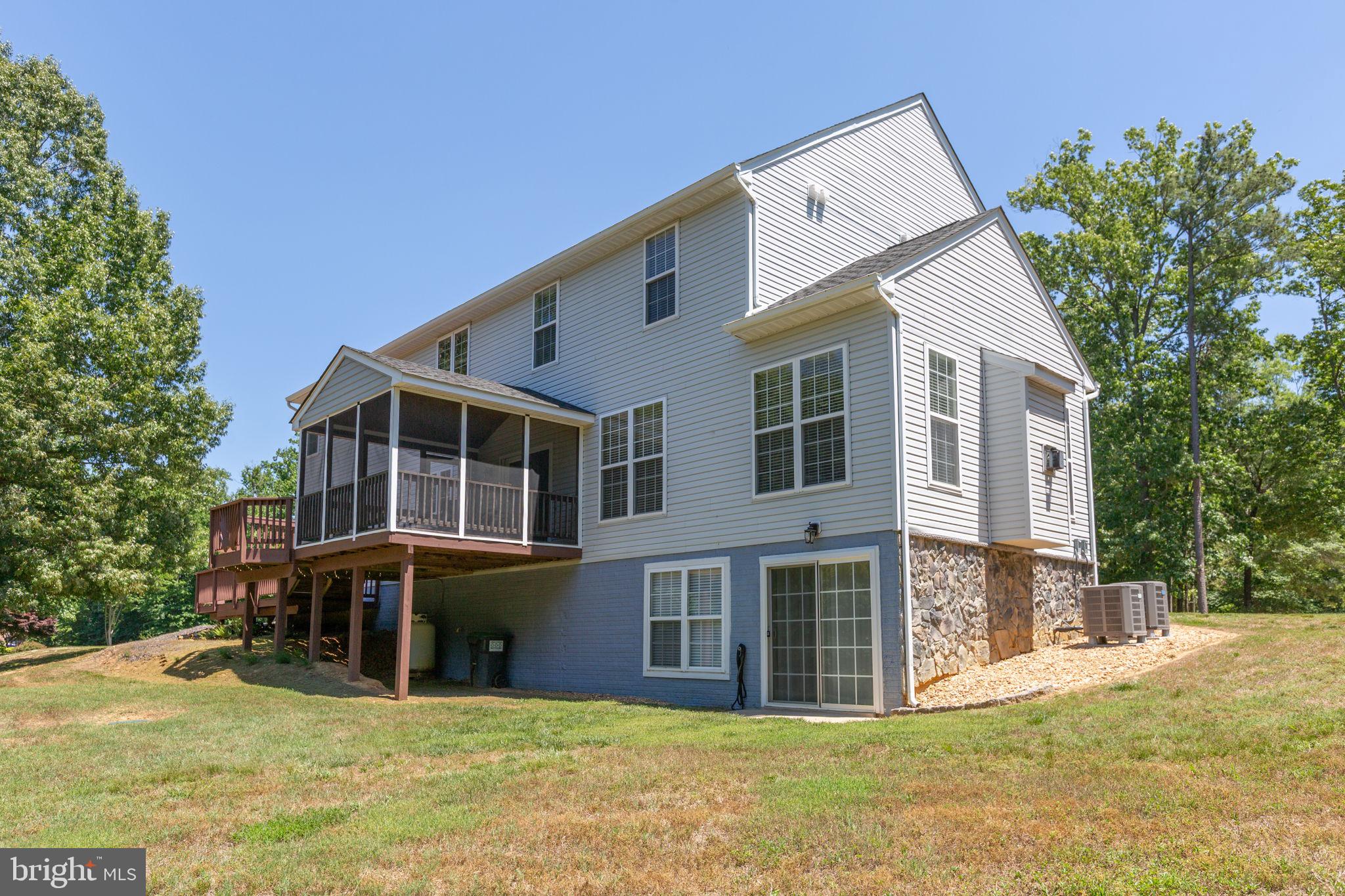 MT MORIAH ON THE POTOMAC - Residential