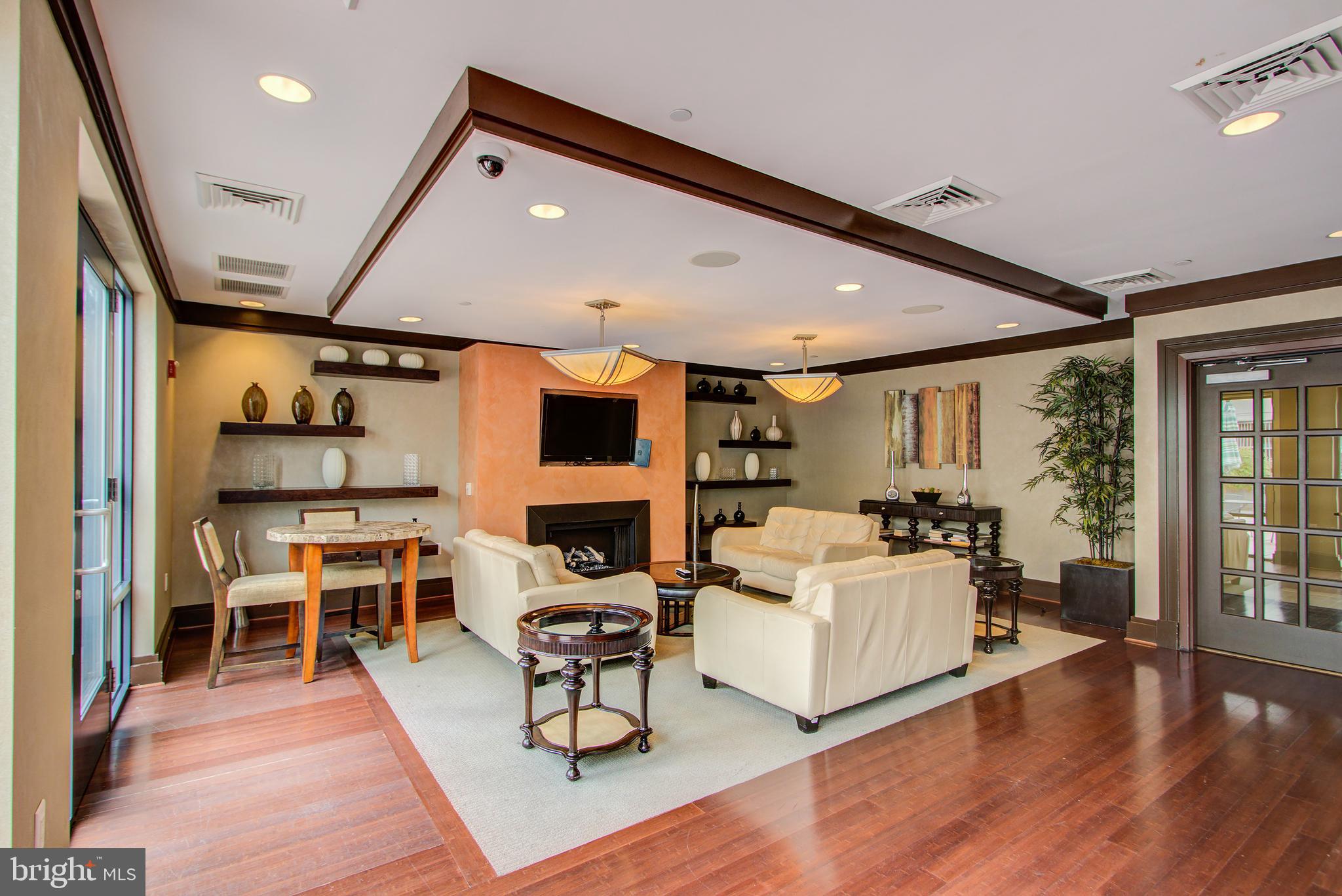 PALLADIAN - Residential