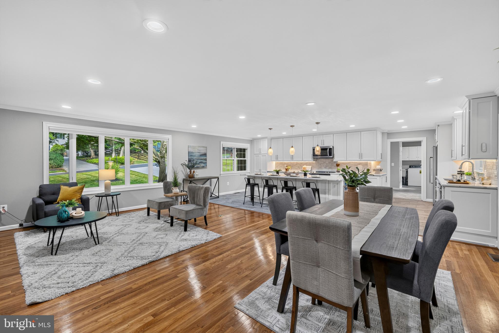 HICKORY MEADOW - Residential