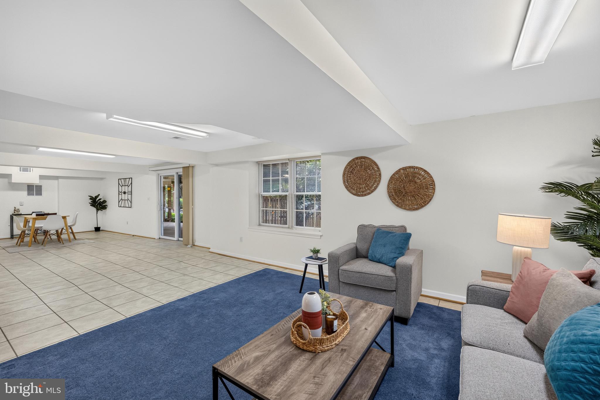 HICKORY MEADOW - Residential